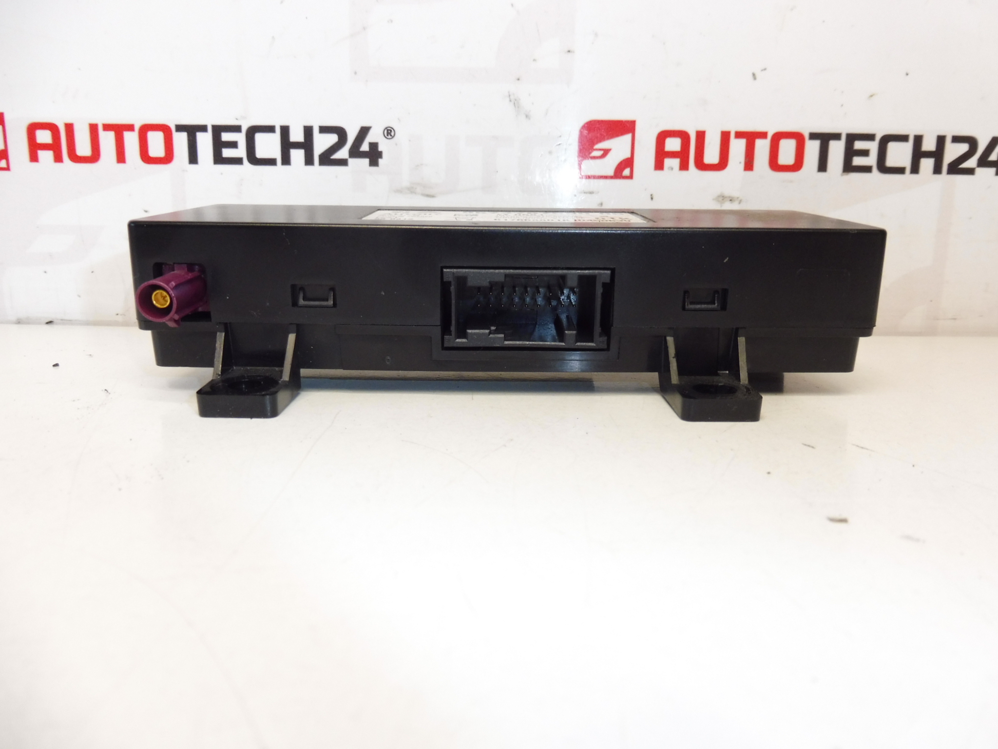 Peugeot Citroen telematikai egység 9674767580