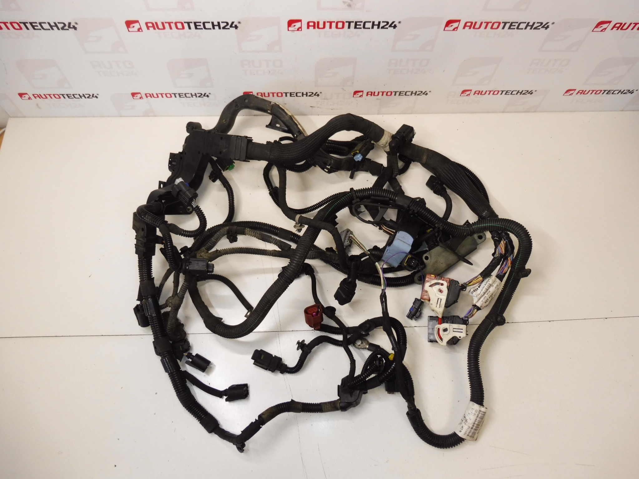 Főmotor szerelvény 1.6 e-HDI Citroën Peugeot 9678303780 9671135480 9673749780