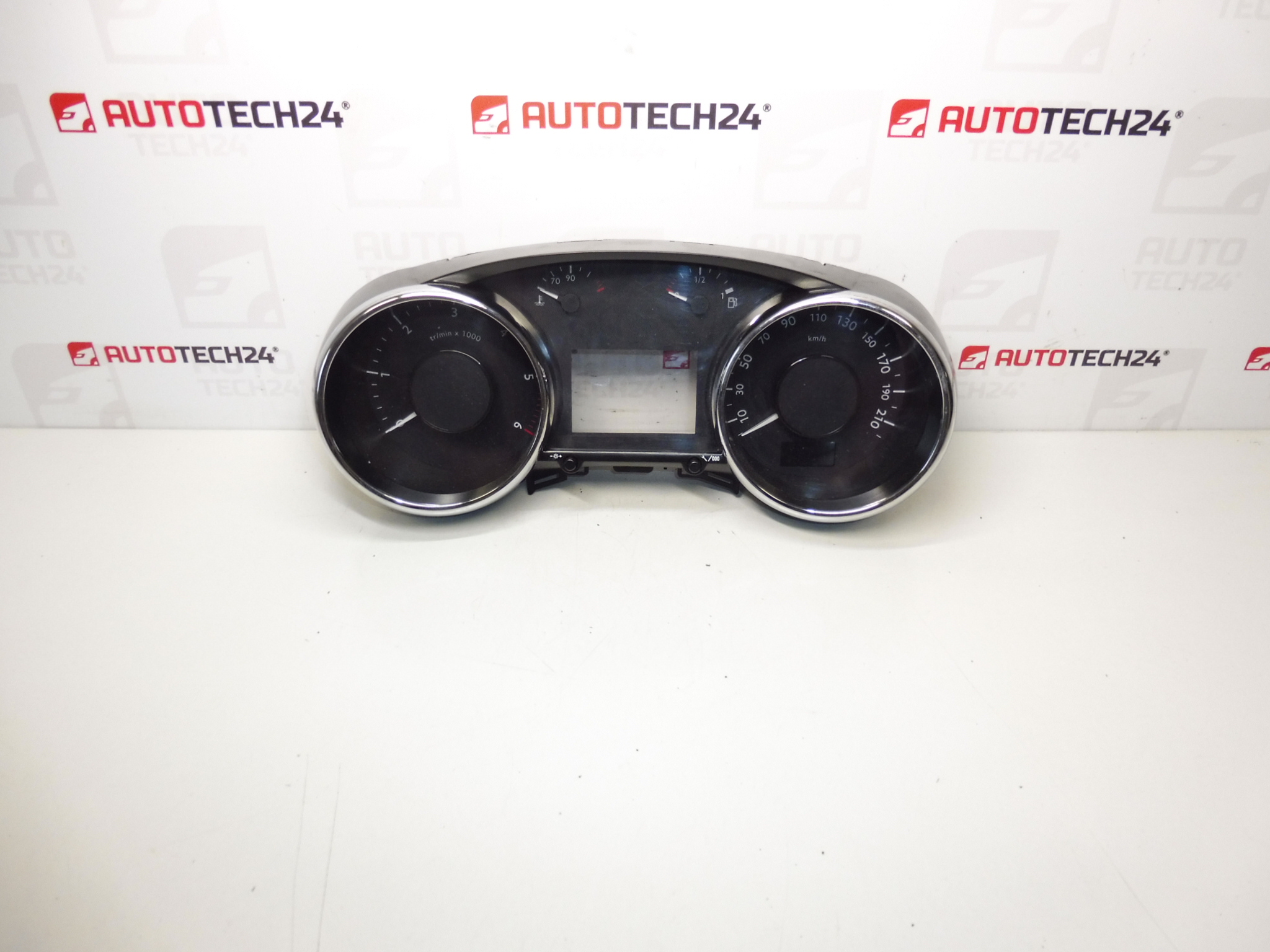 Sebességmérő 201000km Peugeot 3008 5008 9666276380 9805170680 6103Y4