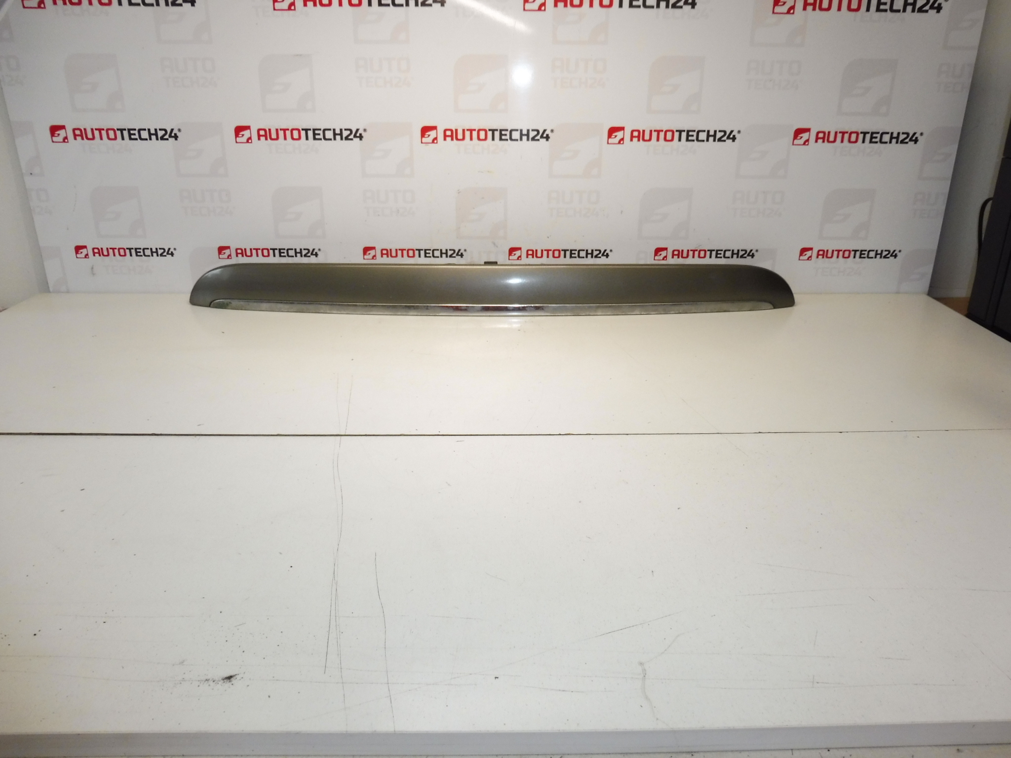 Fogantyú Citroën Xsara Picasso KEBC 9657477777 8742K8