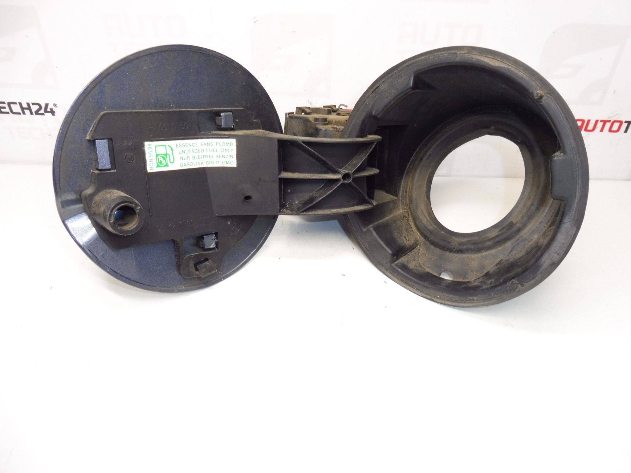 Tankfedél Peugeot 1007 9645935580 1517C3 151882