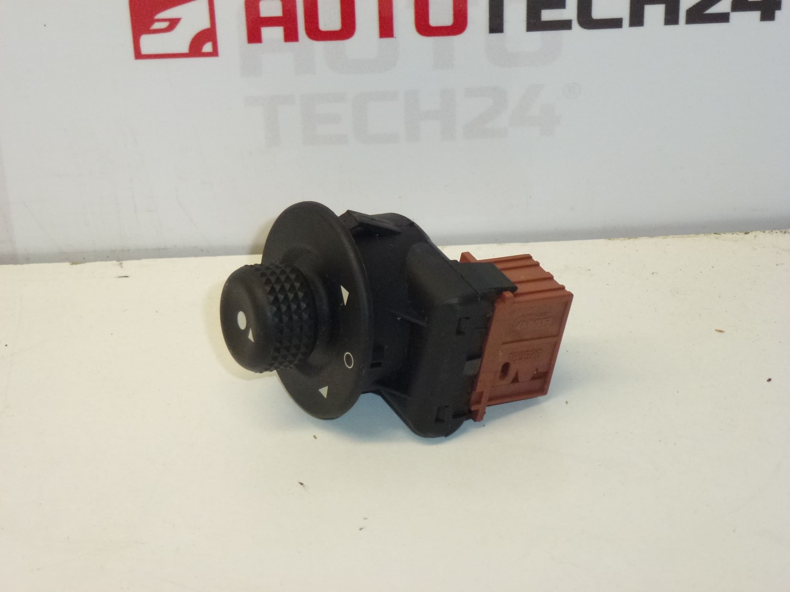 Citroën Peugeot 655424 tükörvezérlés