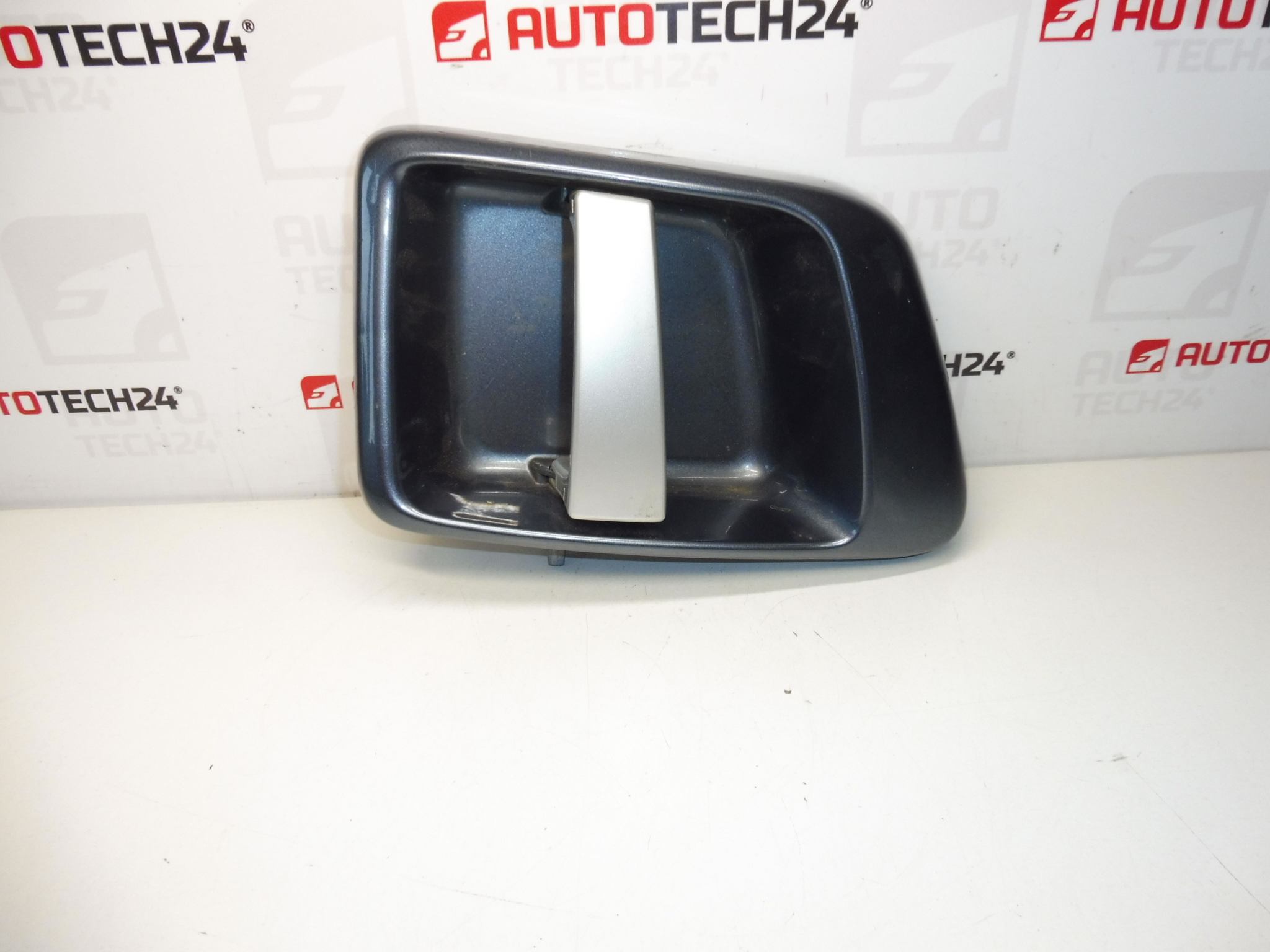 Kilincs külső utas Peugeot 1007 9680112177 9101Y2
