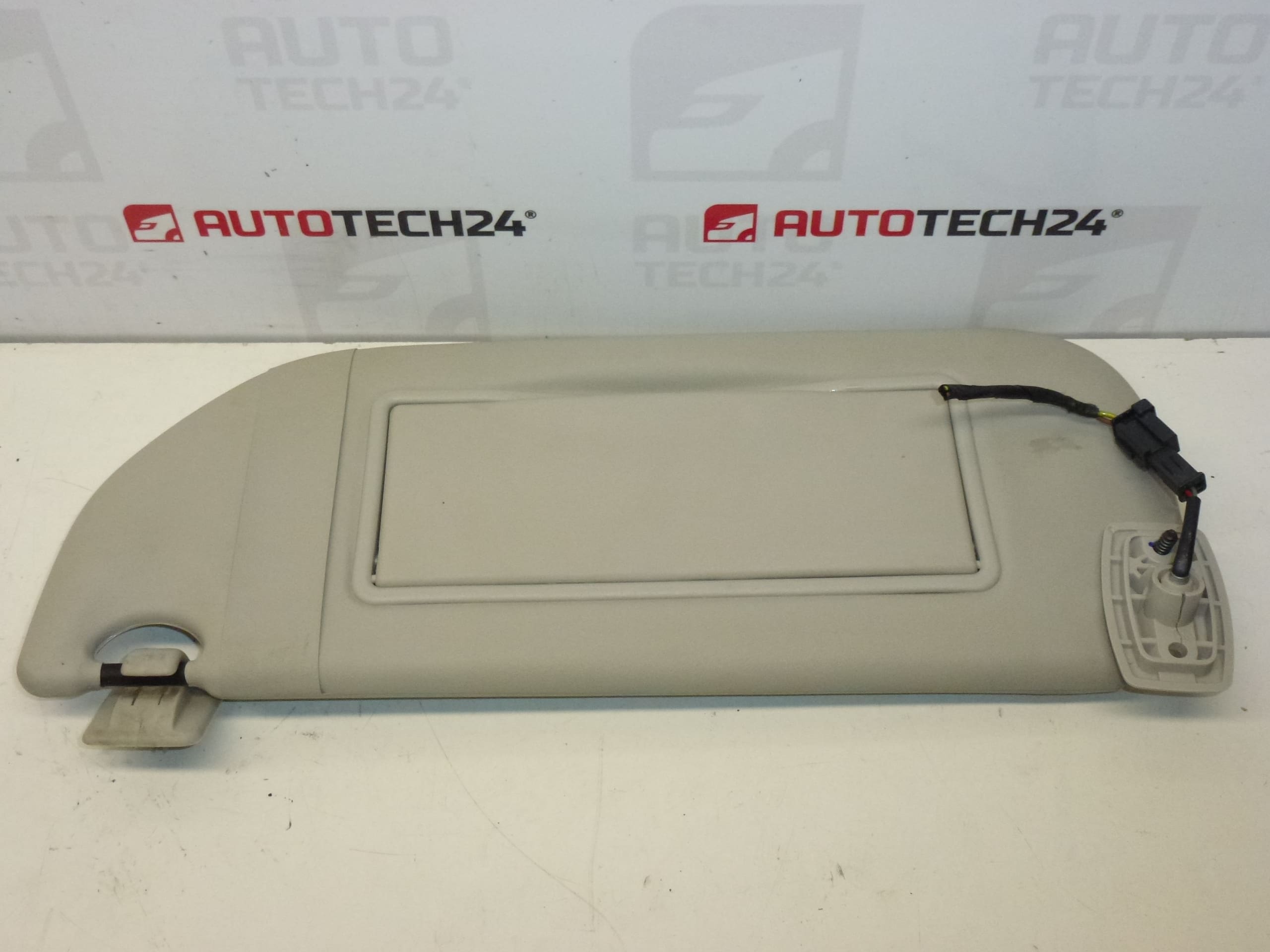 Napellenző Citroën C2 C3 világítás - bal 8143KN