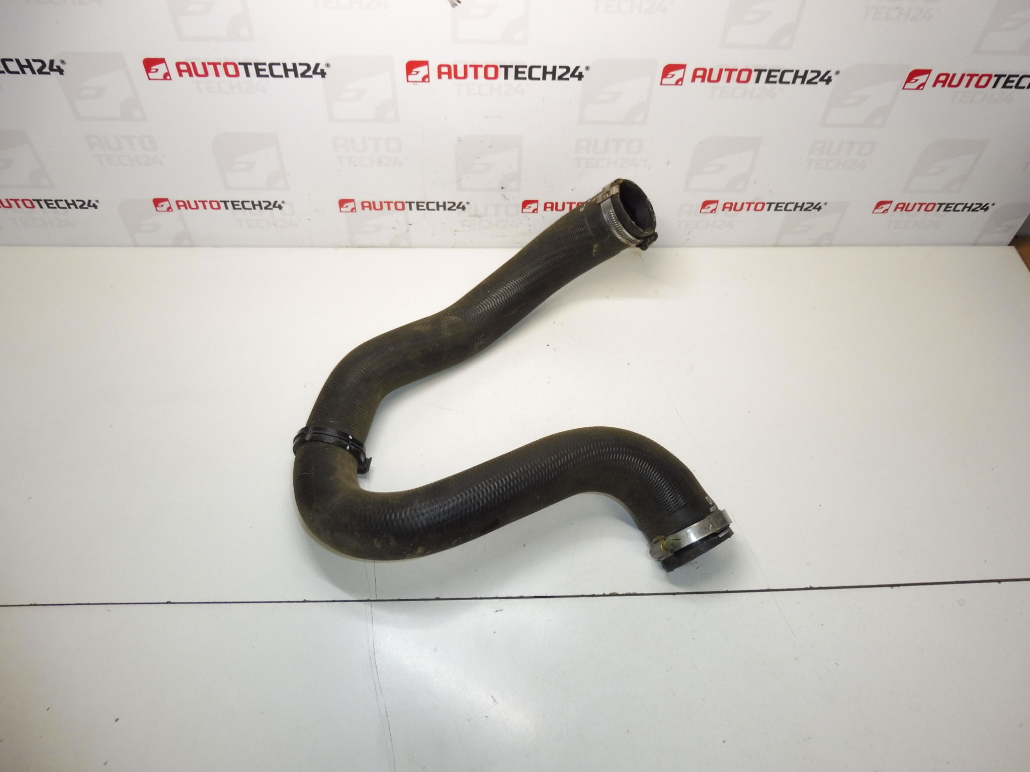 Légcsatlakozás 1.5 HDI Citroën Peugeot 9820100780