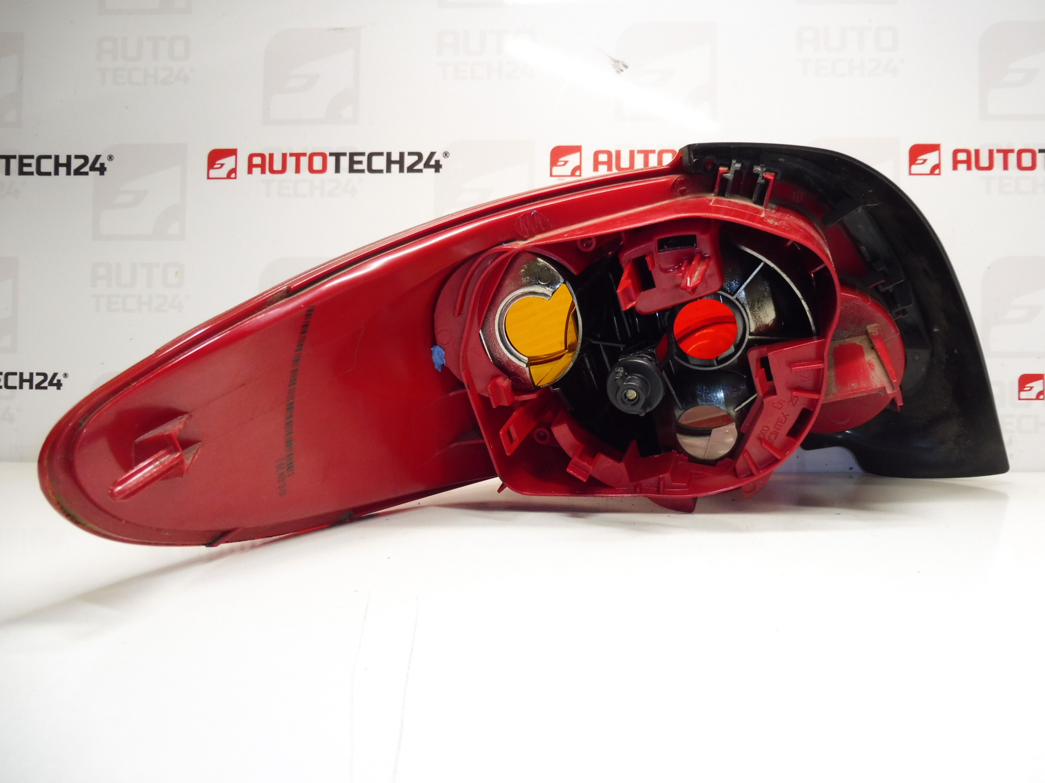 Jobb hátsó lámpa Peugeot 206 CC 6351S1