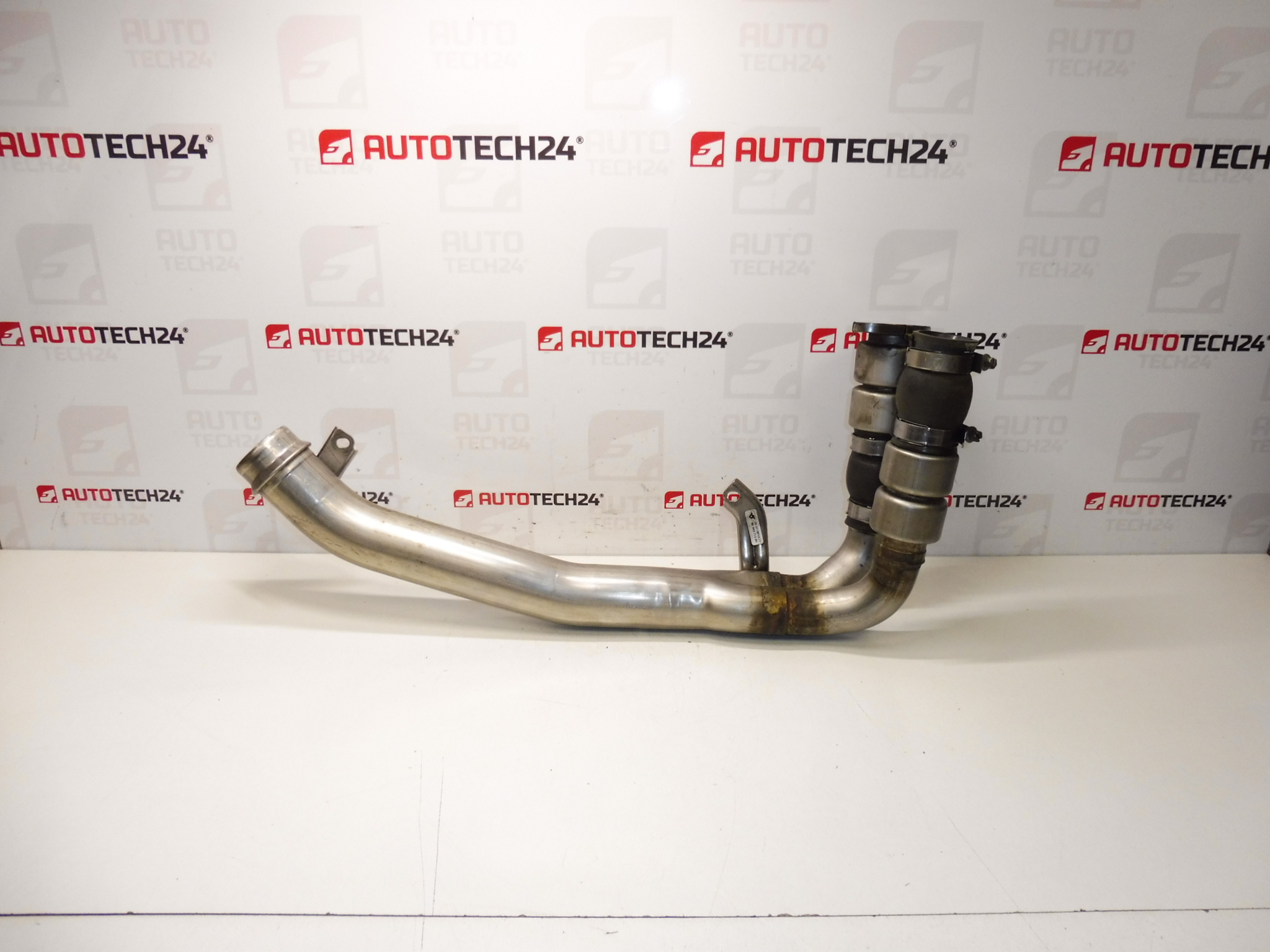 Levegőcsatlakozás Citroën Peugeot 2.2 HDI 125KW 9654971380 0382HF