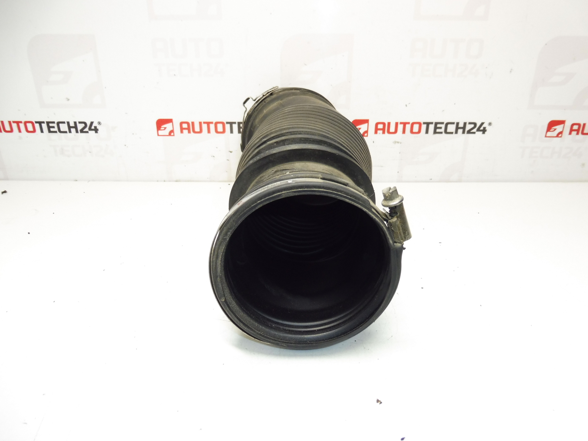 Szívólevegő csatlakozás Citroën C8 Peugeot 807 2.2 HDI 1434A7