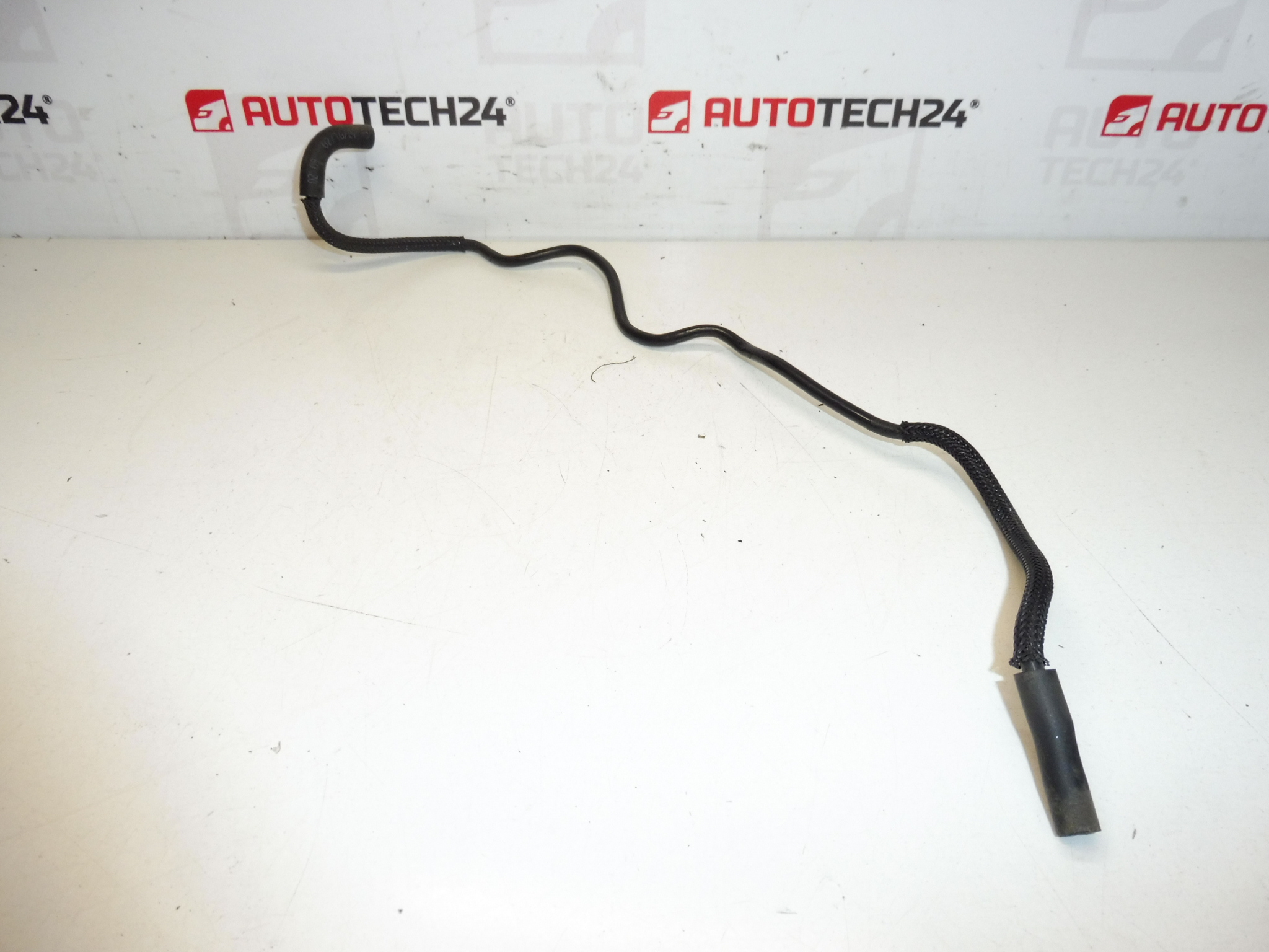 Vákuumcső Citroën Peugeot 2.2 HDI 1622AG