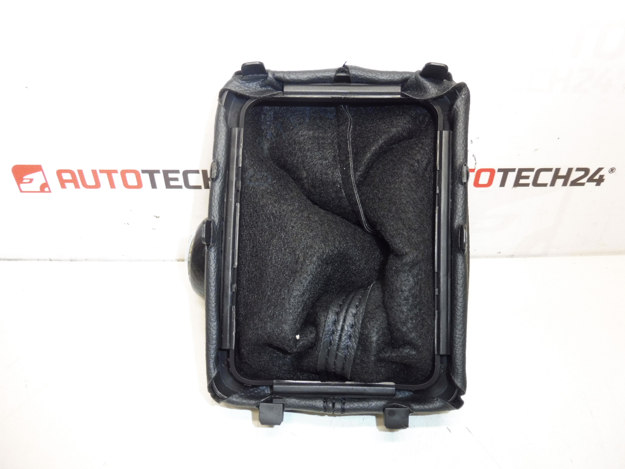 Váltókar mandzsettával Peugeot 206+ 2403X9 7951T2