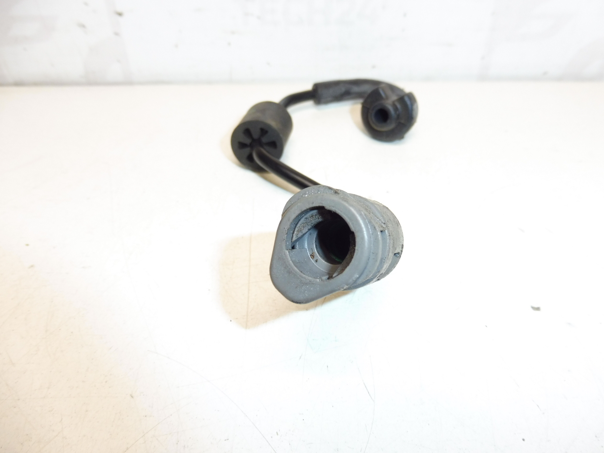 Vákuumcső Citroën Peugeot 1.2 9804306280