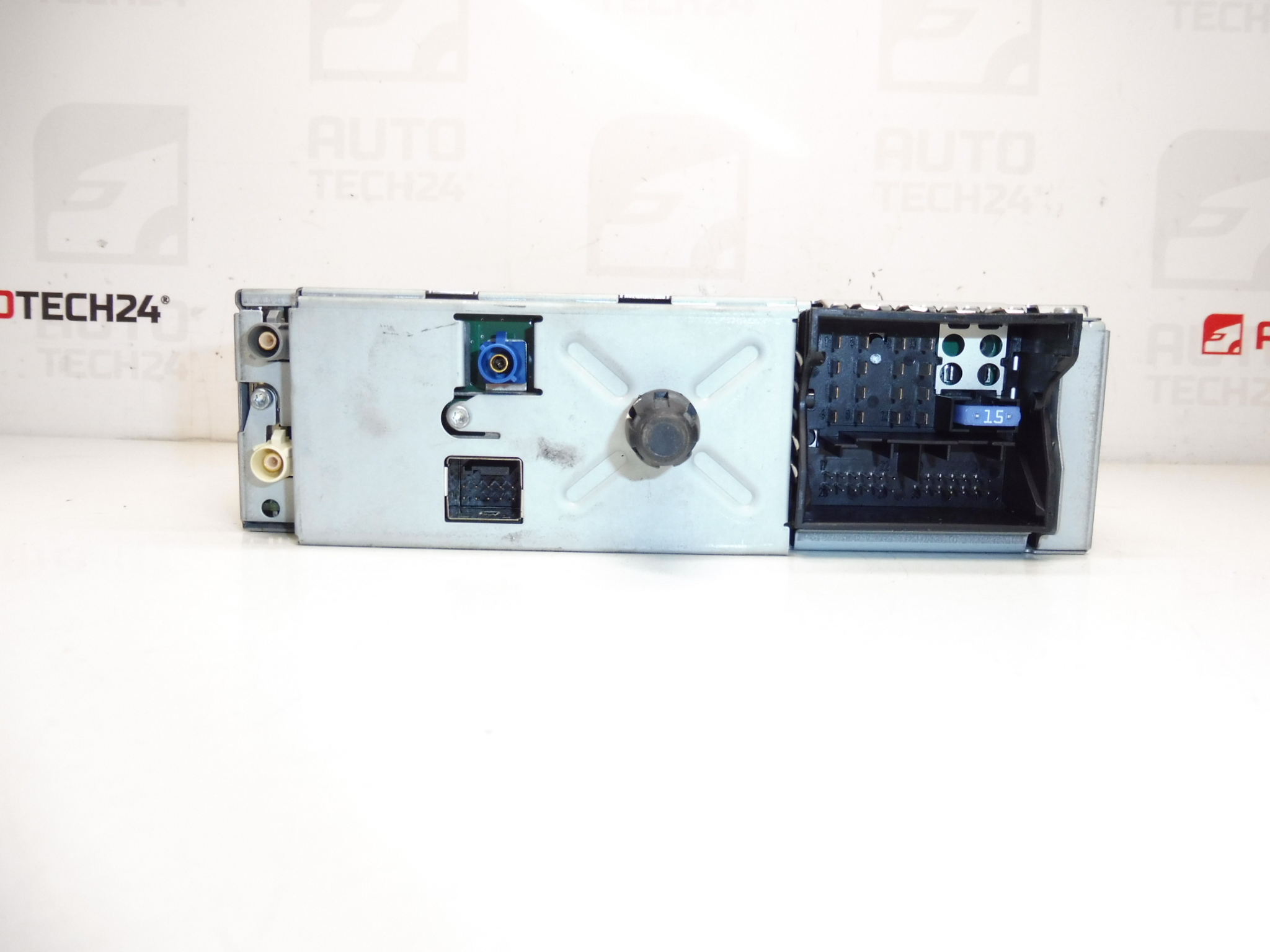 Autórádió RNEG Citroën Peugeot 96751718XT 16095136XT 6579X6