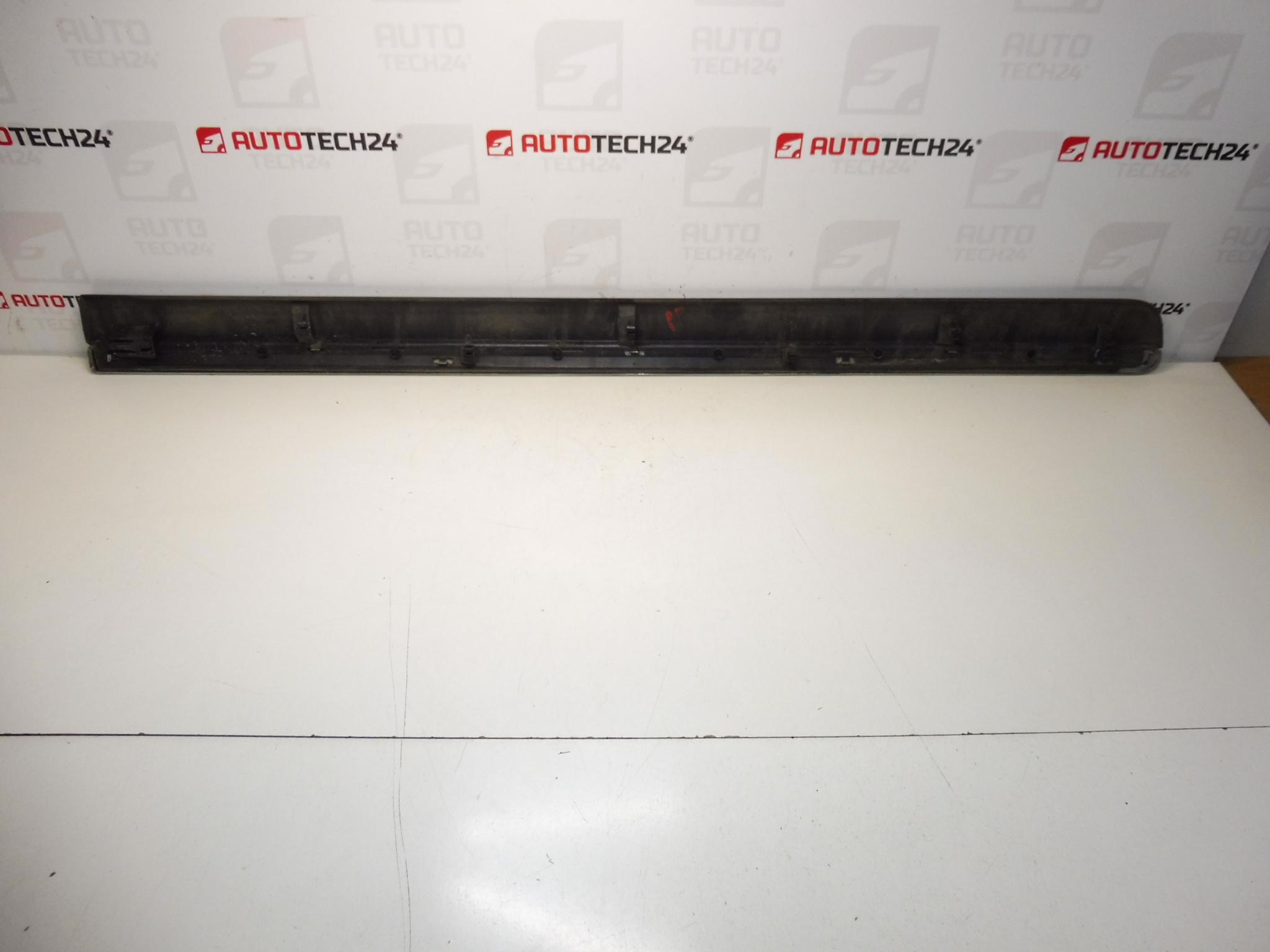 Jobb első ajtó díszléc Citroen C8 Peugeot 807 EZW 1401028477 8545GJ