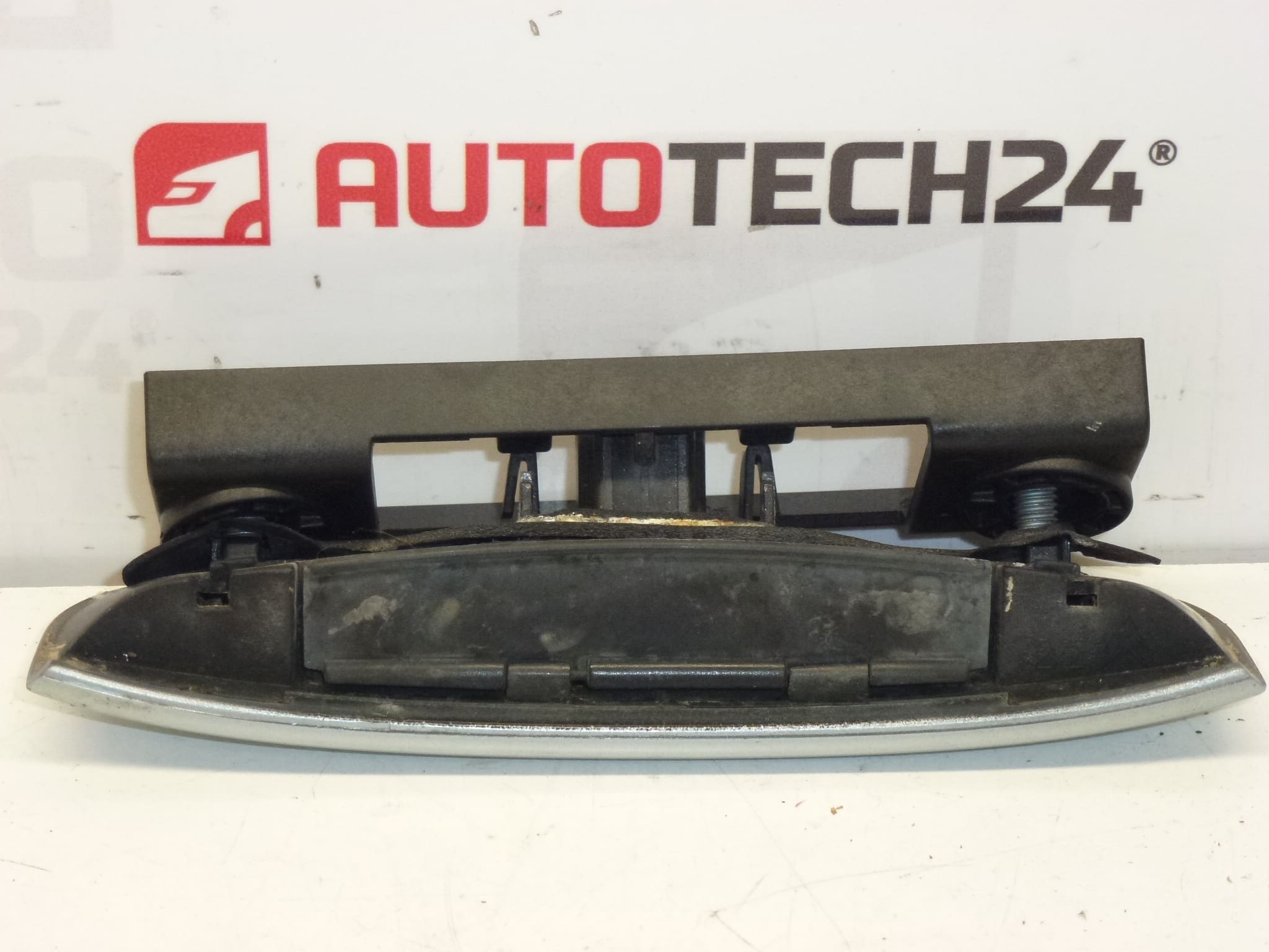 Csomagtérajtó fogantyú szürke metál EYLC Citroën C4 C5 II 9649858777 8726Q8