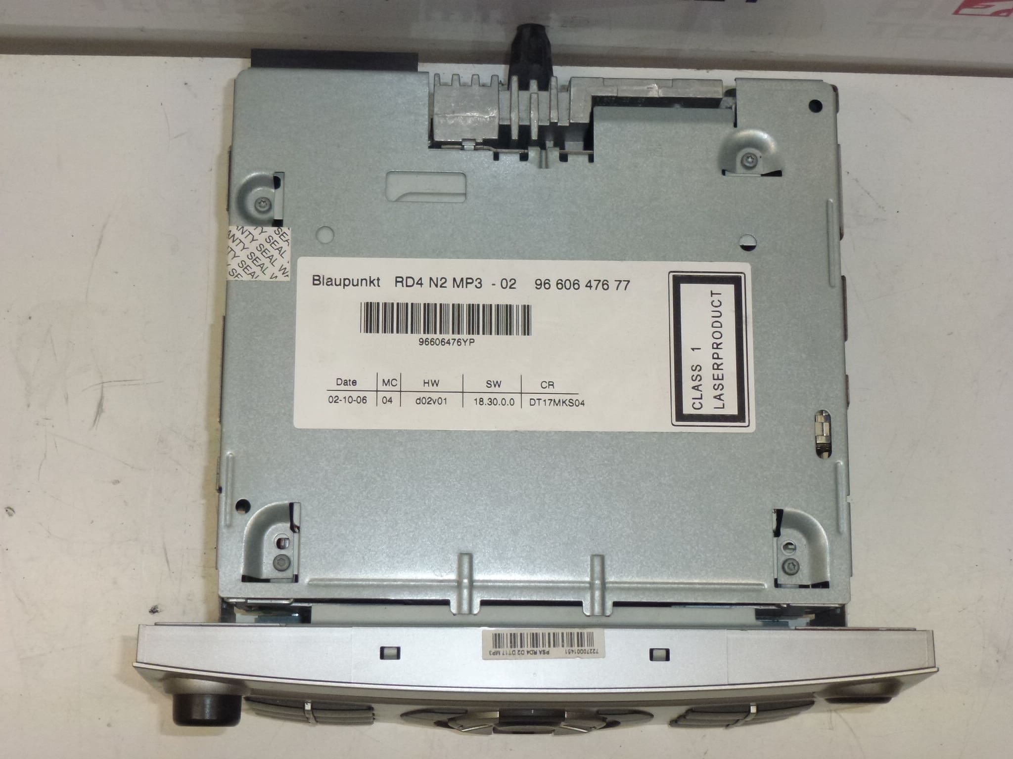 Autórádió CD MP3 Citroën Peugeot RD4 N2 9660647677 657953