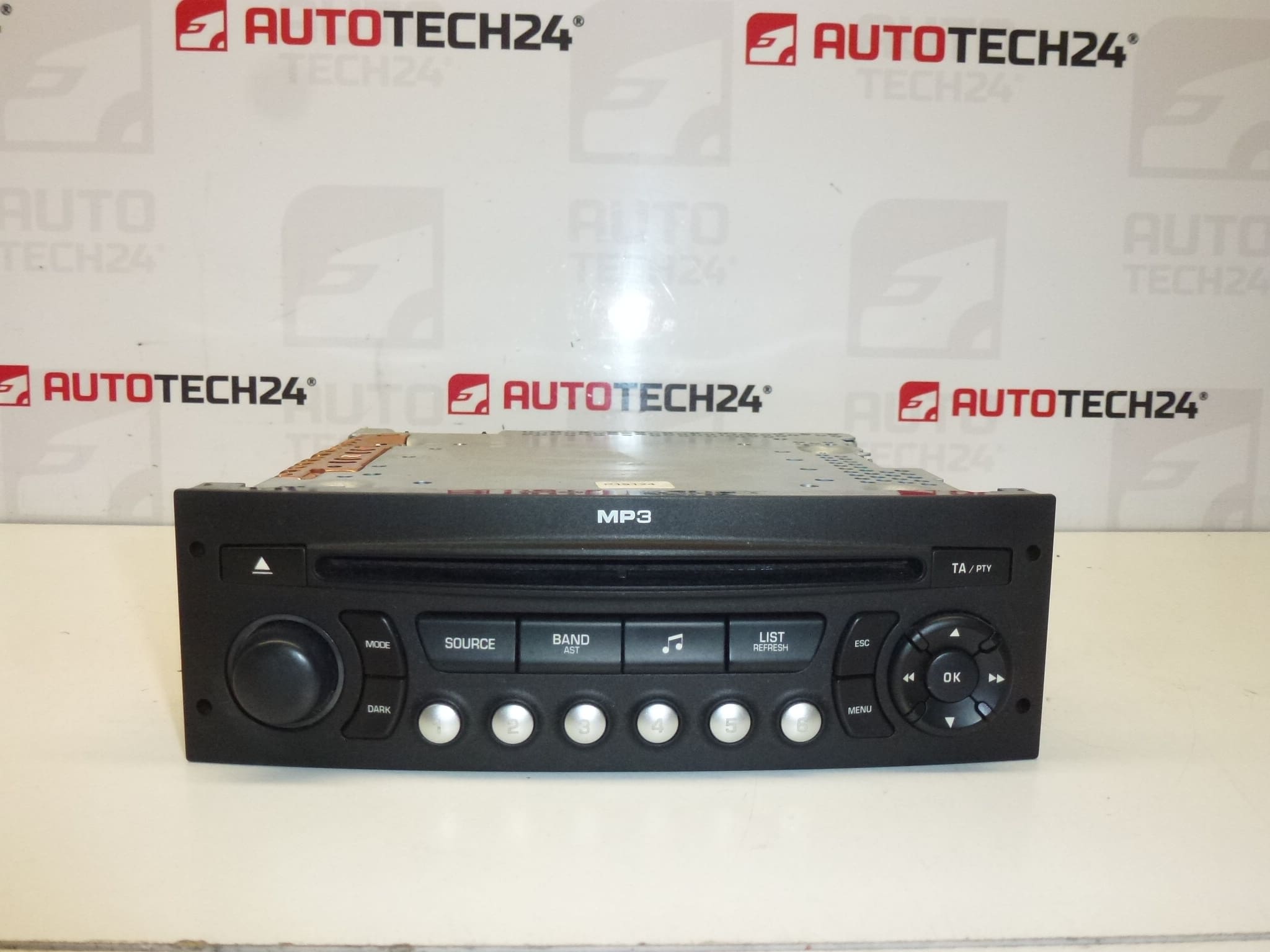 Autórádió CD-vel MP3 Citroën Peugeot 96643698XT 657919