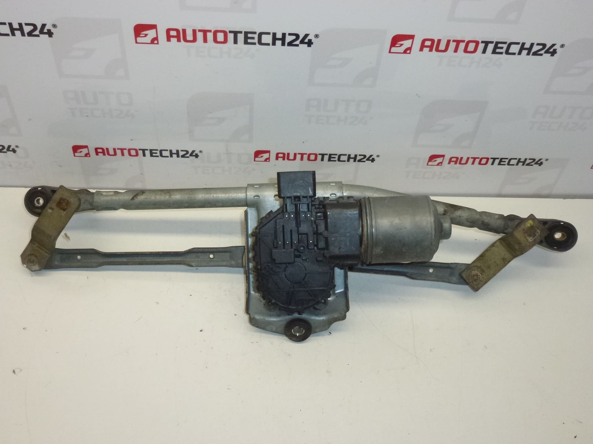 Ablaktörlő mechanizmus Citroën C5 0390241700 6405J2