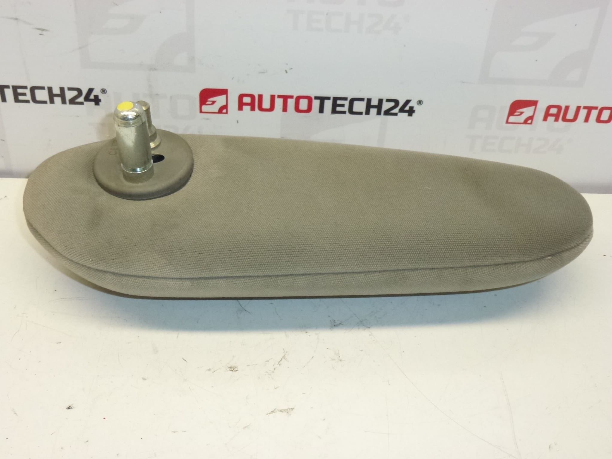 Jobb kartámasz Citroën Peugeot 8830H3