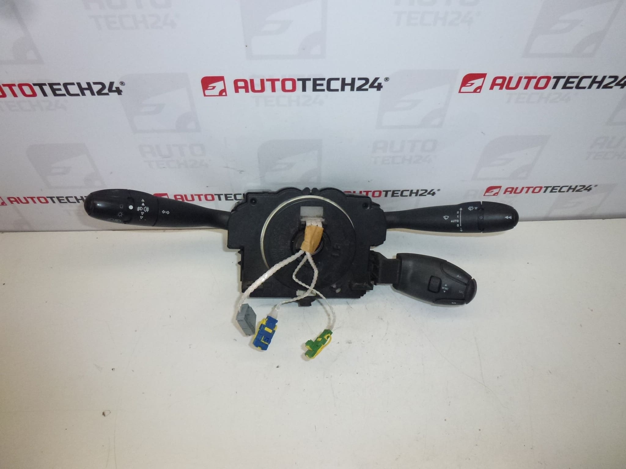 Citroën Peugeot 96605658XT 6242H6 karok