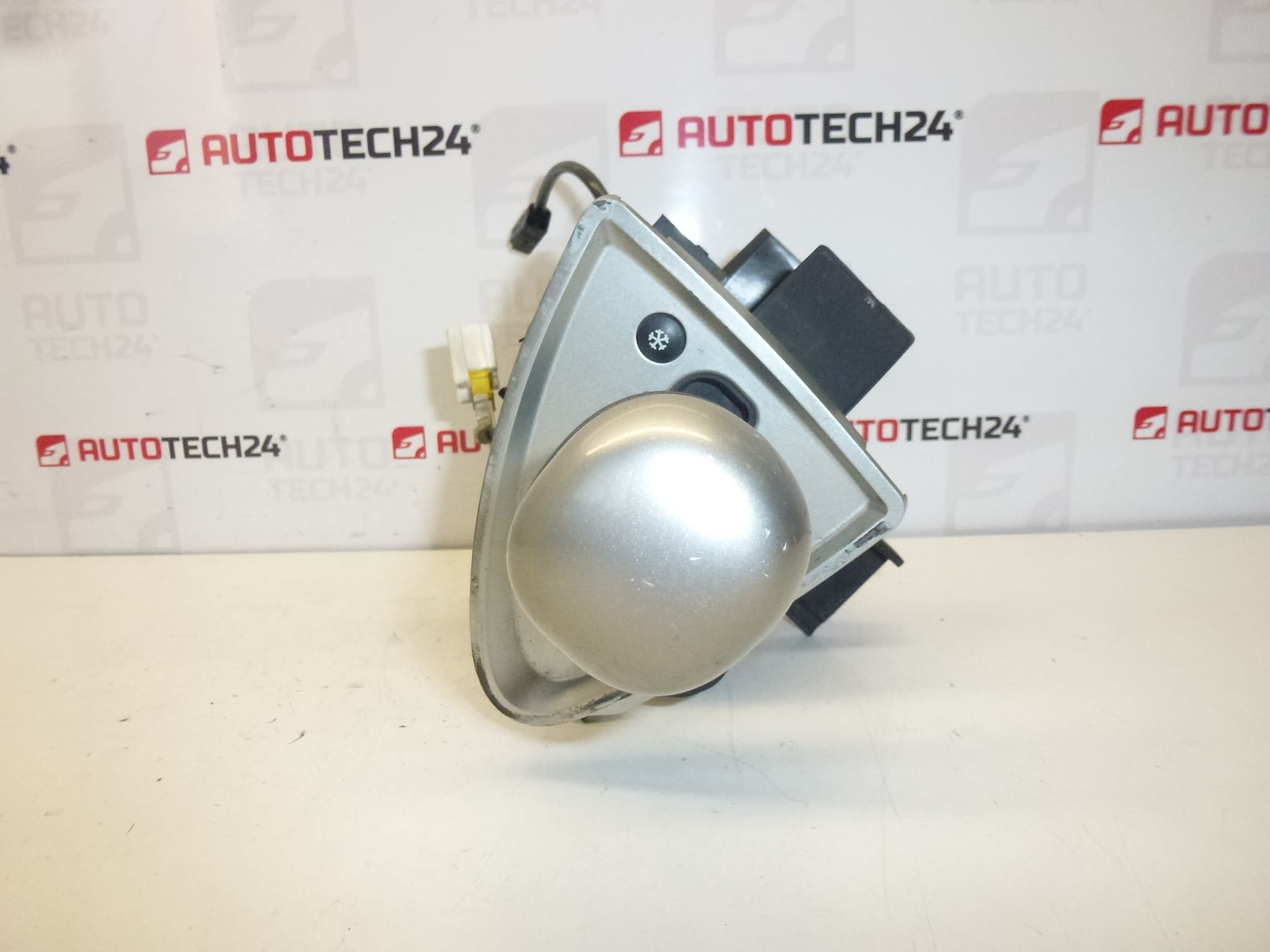 Automata váltó Citroën Peugeot 1494637080 2400V4