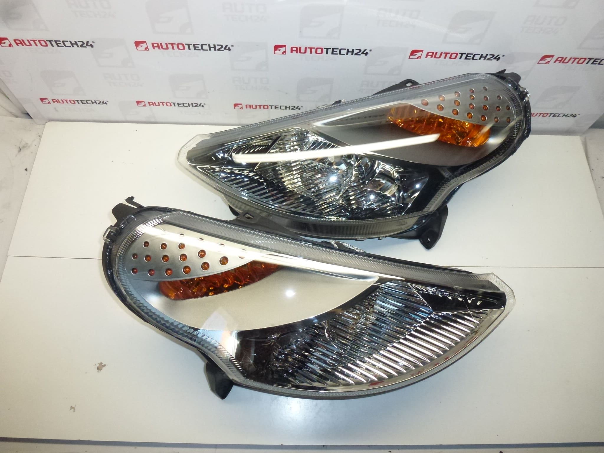 Új első lámpa - KIT Citroën C3 PLURIEL 6204ZL 6204ZN 6208K8 6206K8