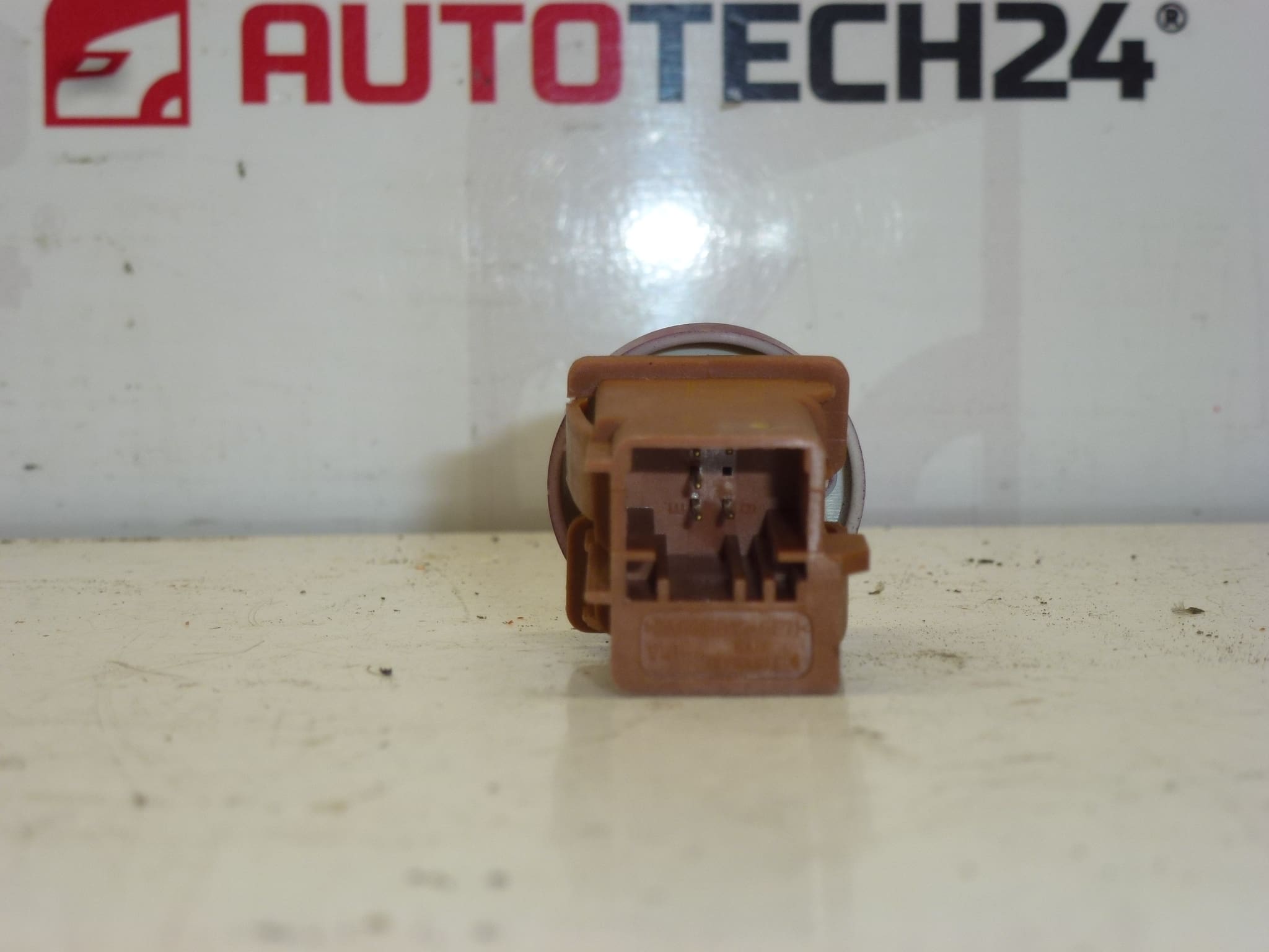 Citroën Xsara vészvillogó vezérlő 6554J6