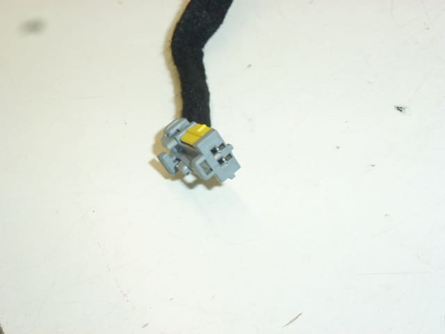 Jobb napellenző Citroën Peugeot 8143XX 16118599BJ