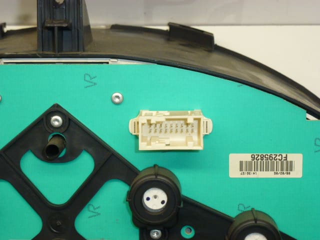 Sebességmérő tempomat Citroën Peugeot futásteljesítmény 181000 km 9662744780 9657951680 6105X5