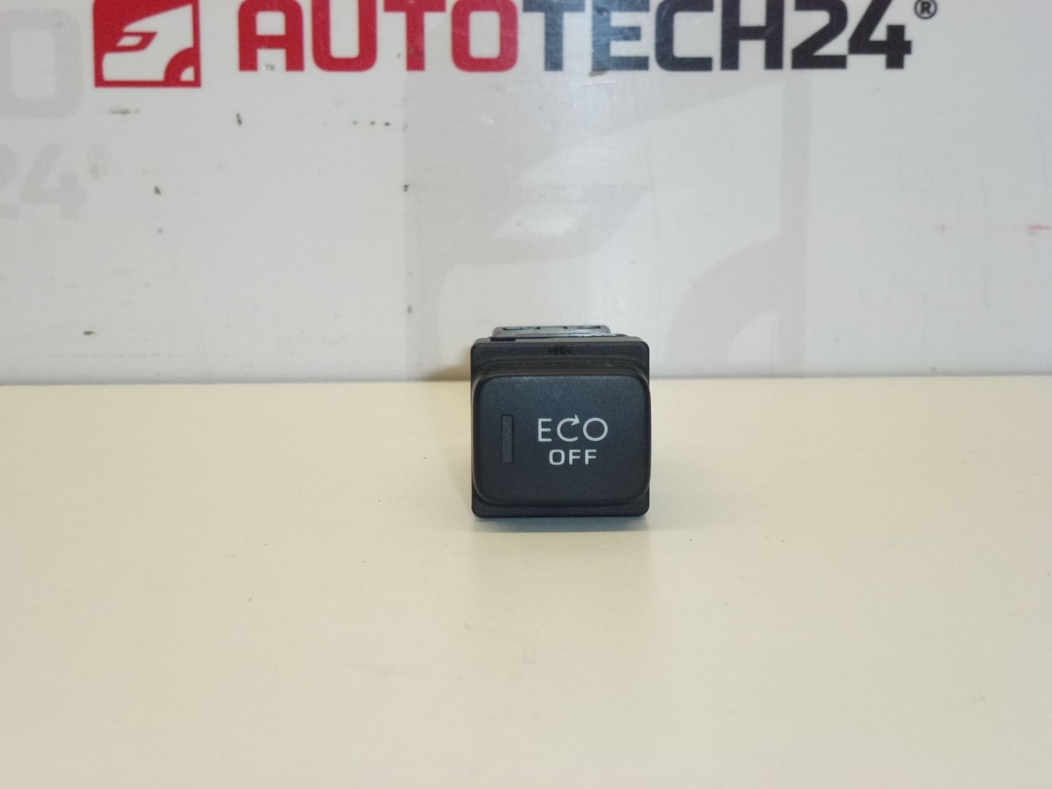 ECO OFF sofőr Citroën Peugeot 96670791XT