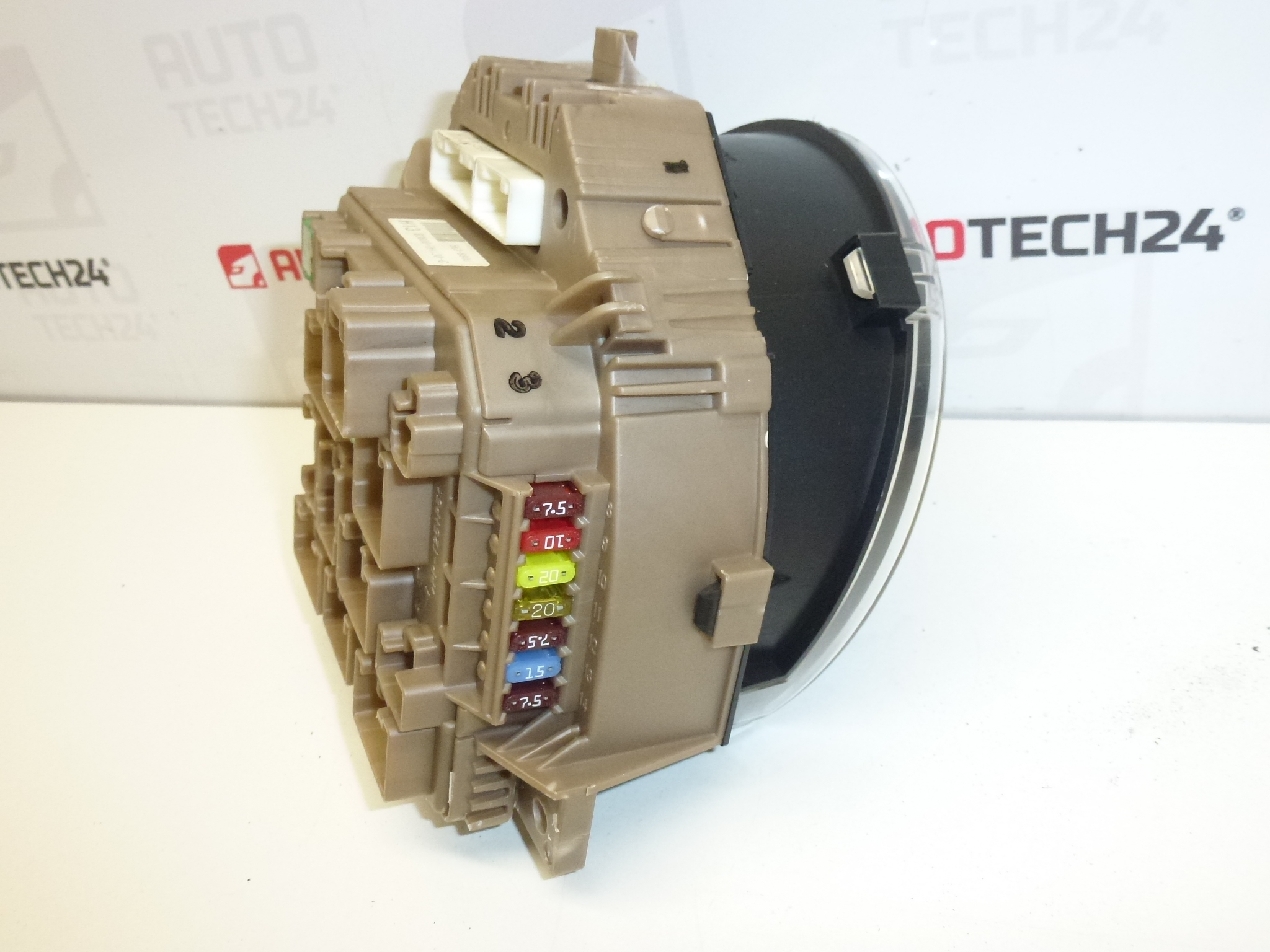 Sebességmérő Citroën C1 Peugeot 107 92000 km 83800-0H130