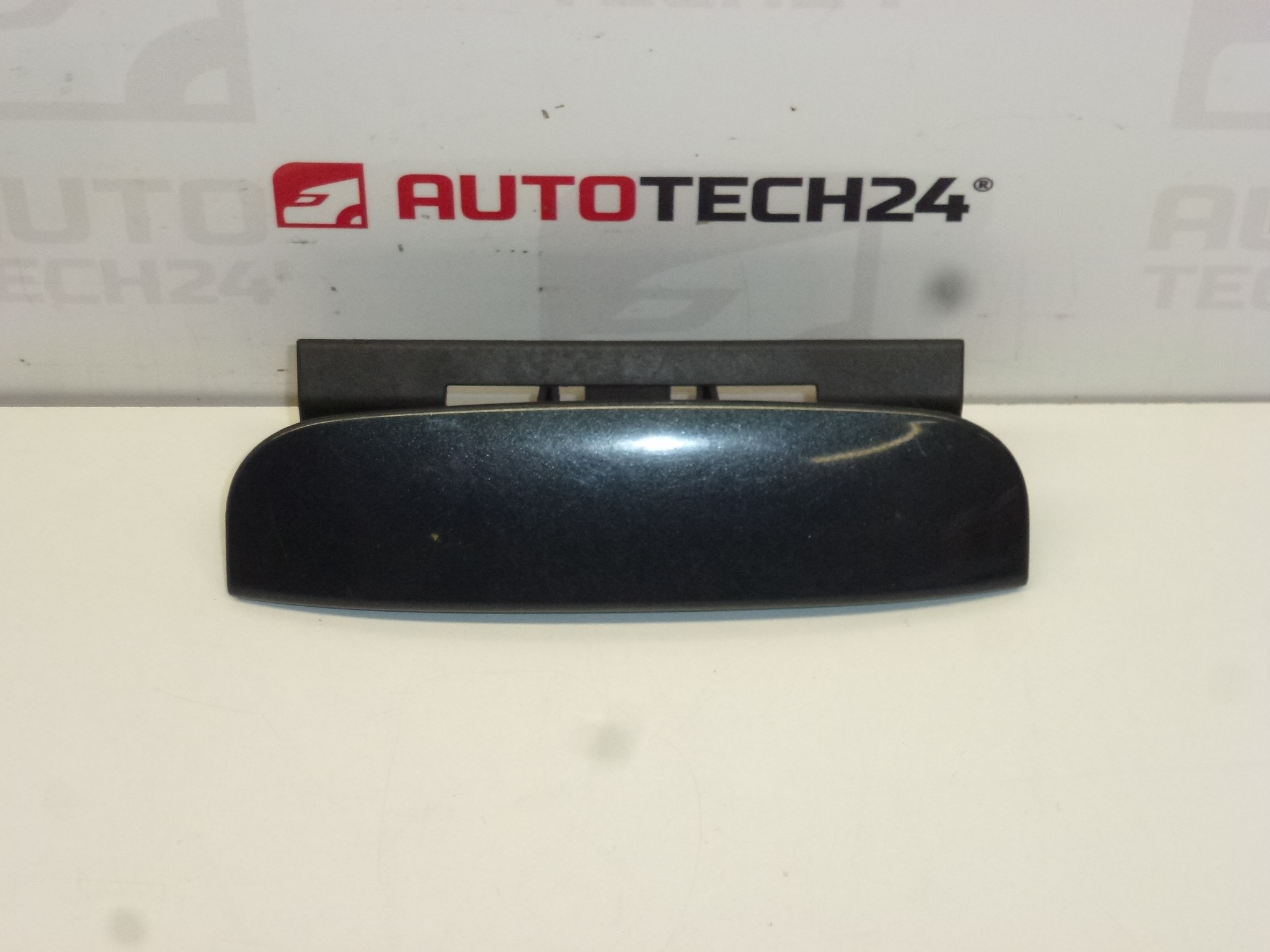 Csomagtérajtó fogantyúja szürke metál EYPC Citroën C4 C5 II 9649858777 8726Q8