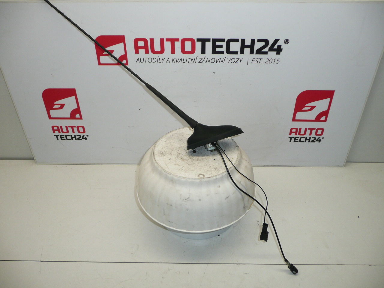 Antenna Citroën C5 szedán 01-04 9638989780 6561H1