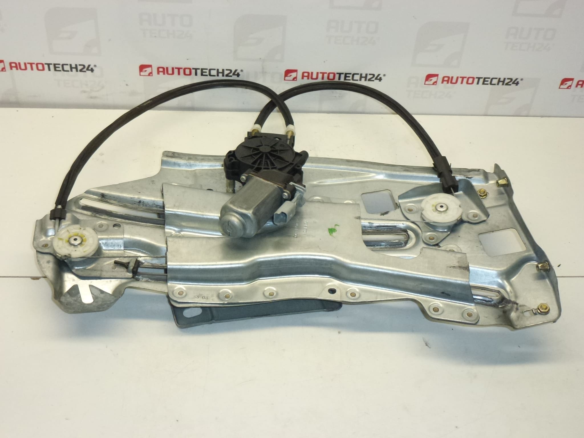 Hátsó ablaktörlő mechanizmus Citroën C3 Pluriel 963071180D 922383 - Image 2