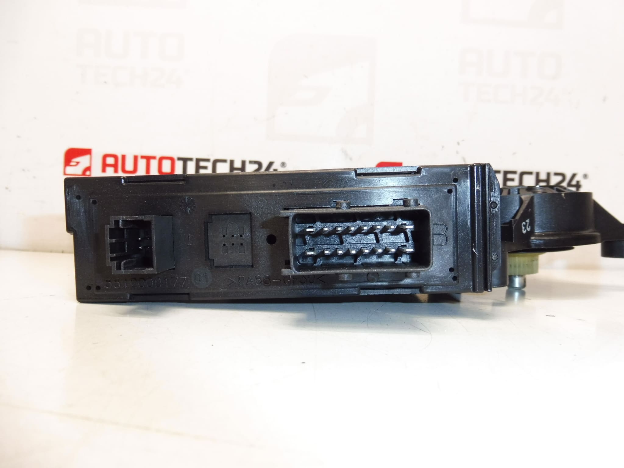 Bal Első Ablakemelő Motor Peugeot 307 9637131280 9221CA - Image 2