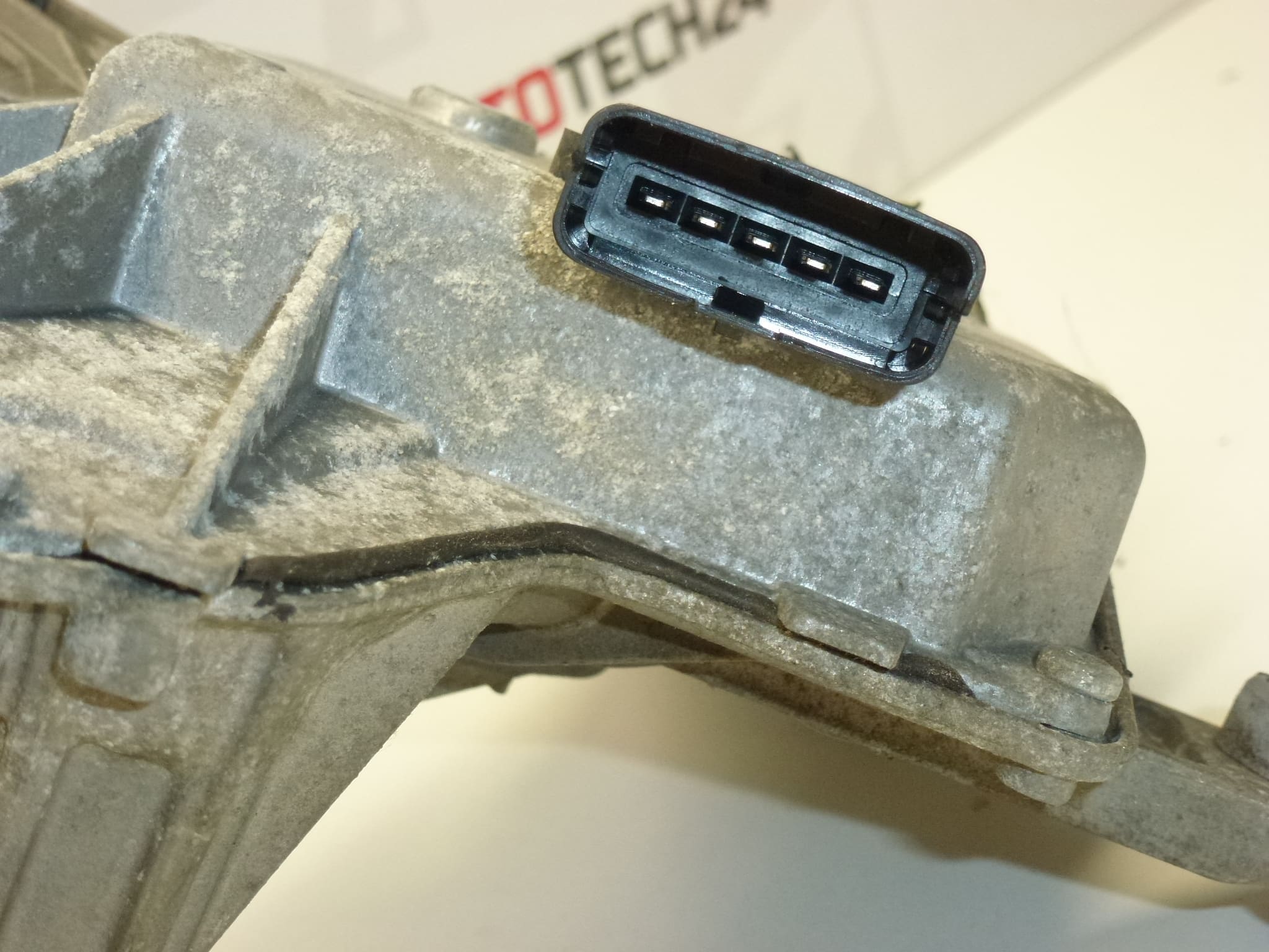 Bal oldali ablaktörlő motor Citroën C4 Picasso 9687621780 6405NH - Image 2