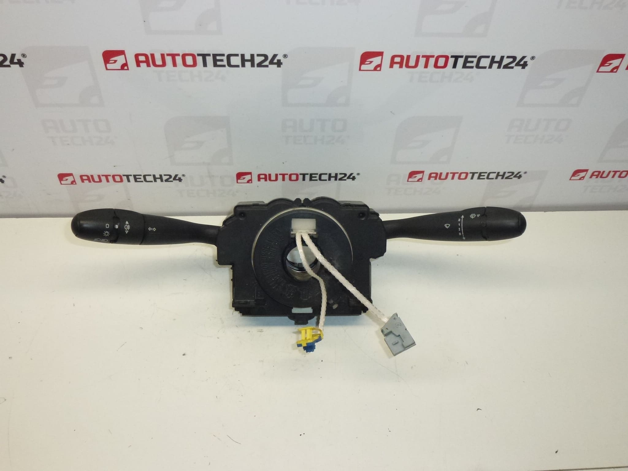 Citroën Peugeot 96663031XT 624232 Karok