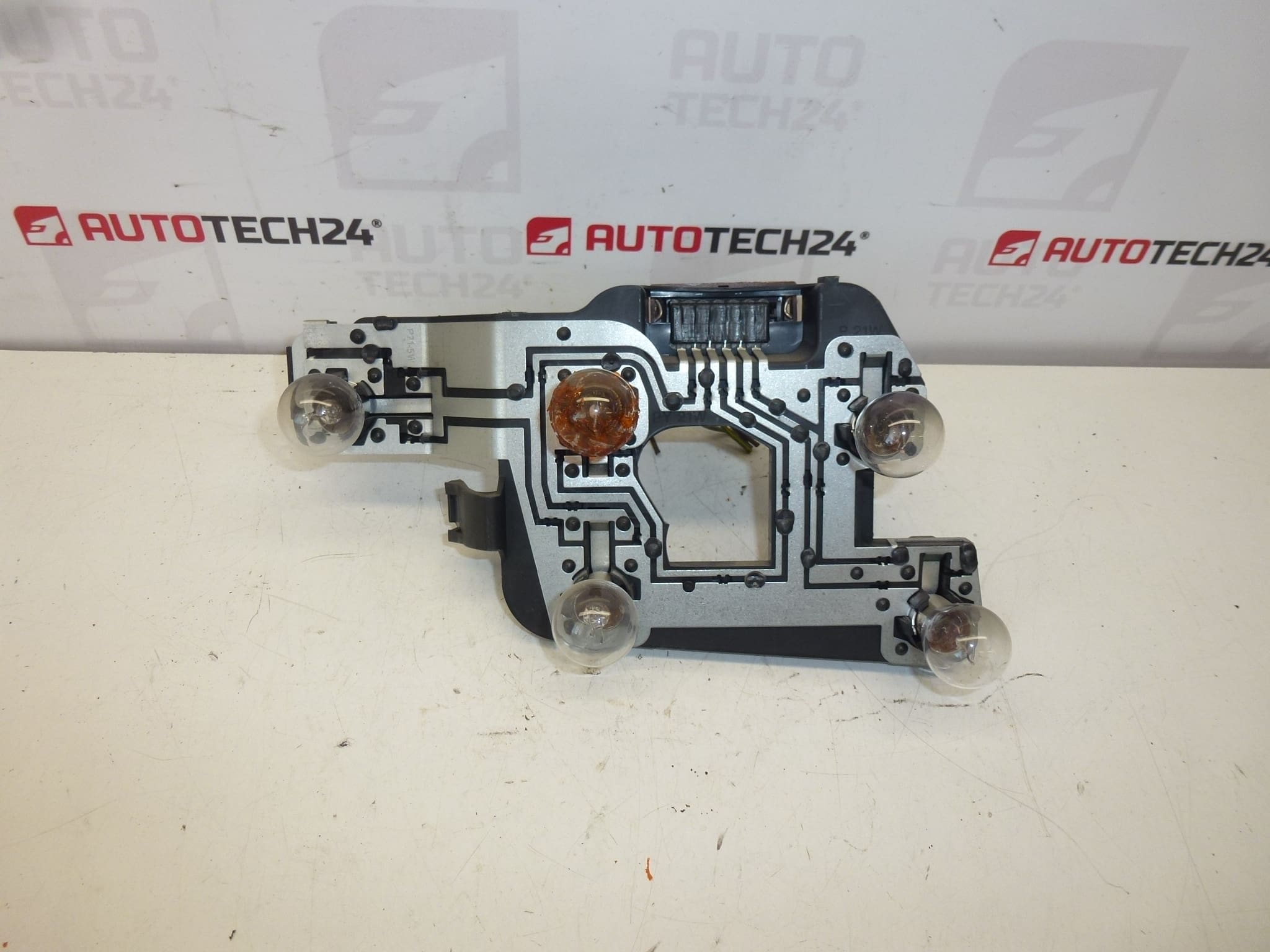 Citroën Xsara 6350P0 bal hátsó lámpa foglalat vezetékekkel