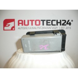 ECU zárrendszer Citroën Peugeot 9611914080 6547VG