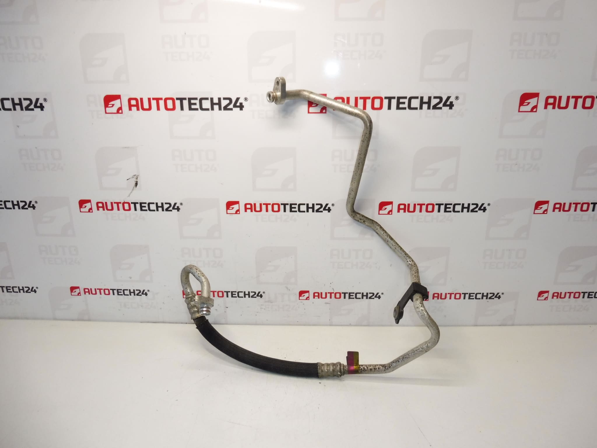 Éghajlati cső citroën c-elysee peugeot 301 9674395480