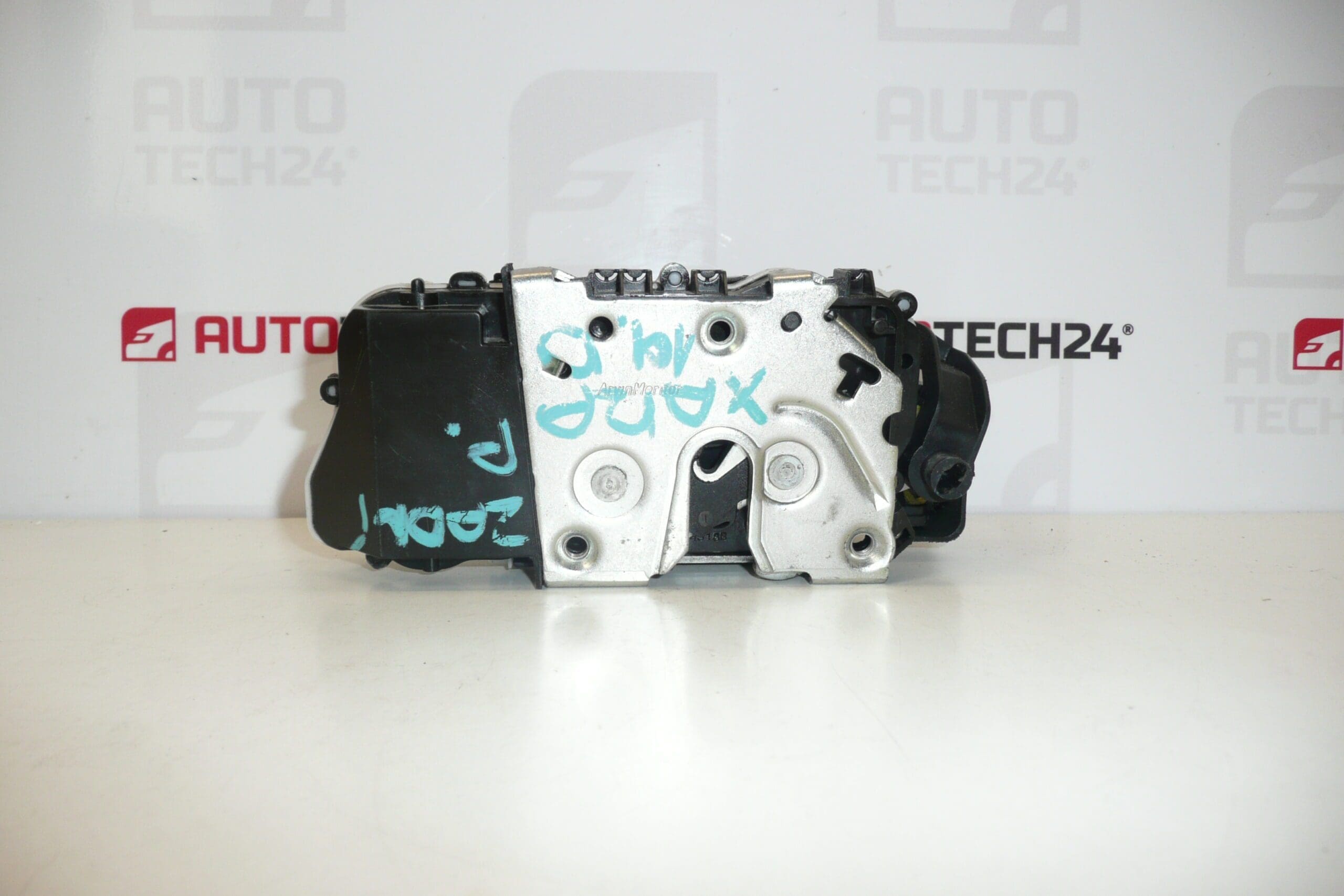 Jobb hátsó ajtózár Citroën Xsara 913884