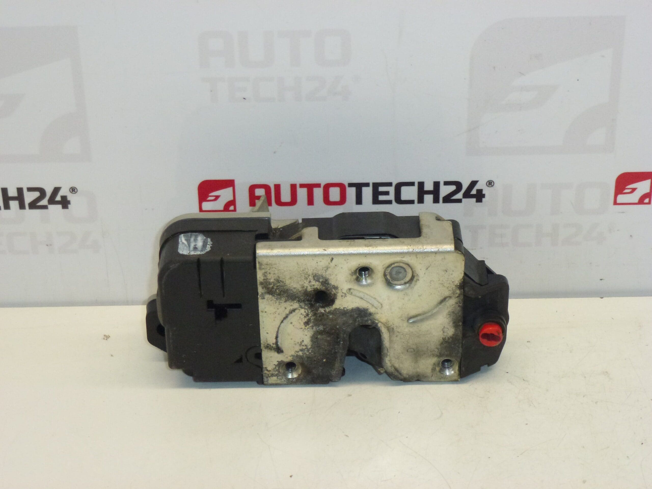 Jobb hátsó ajtózár Peugeot 206 206+ 9138J0