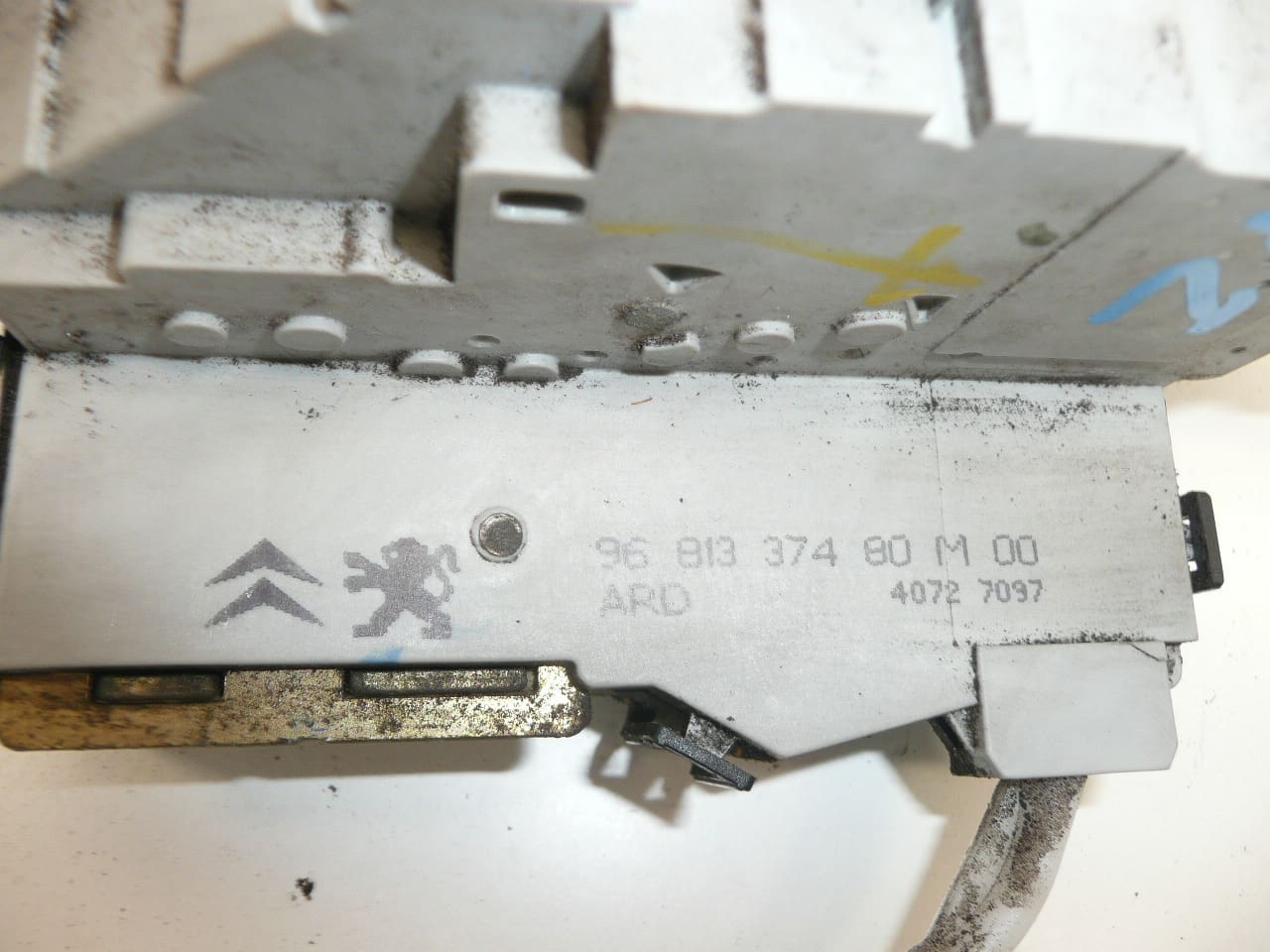 Jobb oldali zár Peugeot 407 9681337480 9138N8 - Image 2