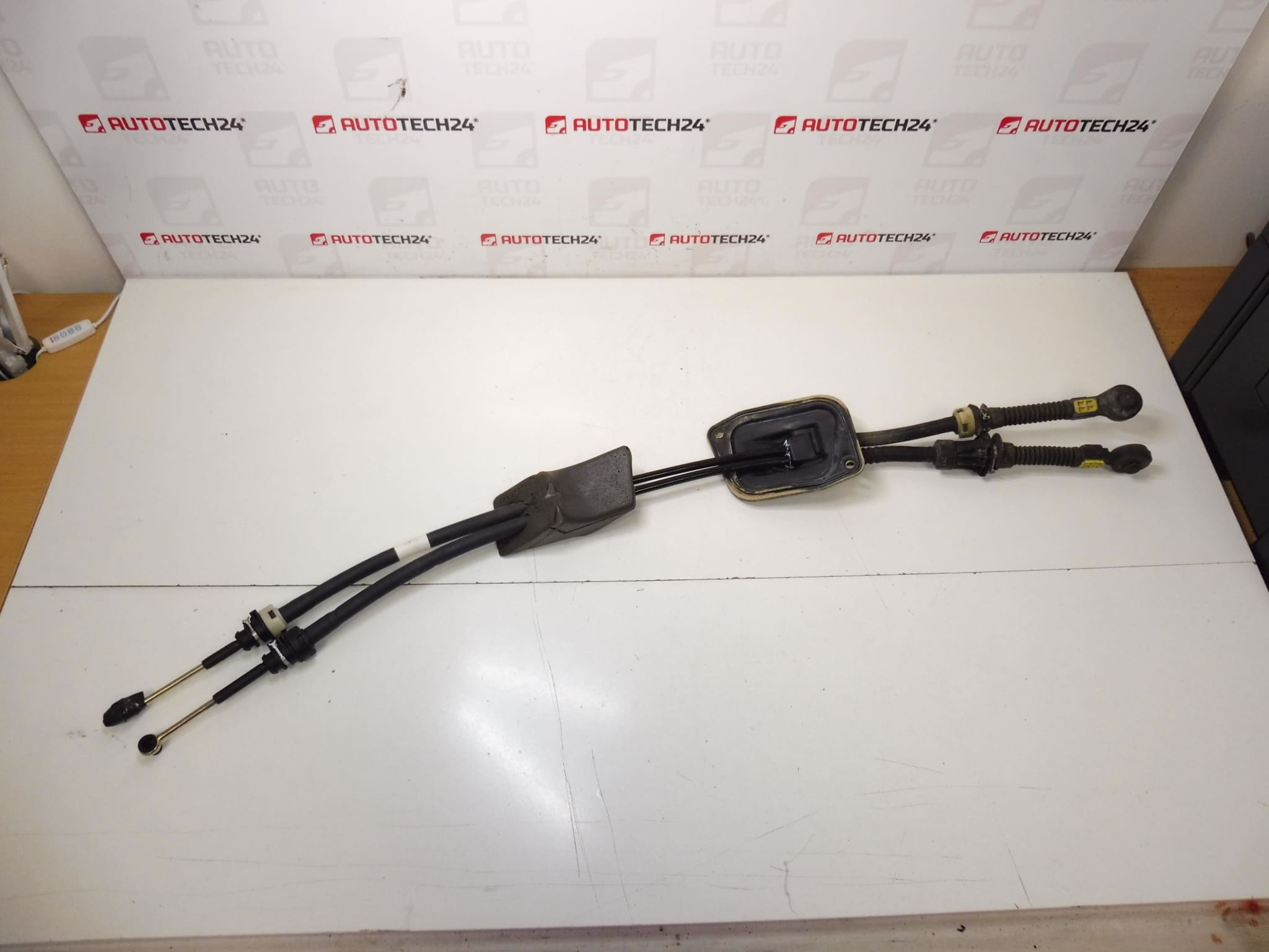 Váltókar Citroën Xsara Picasso 2444P4