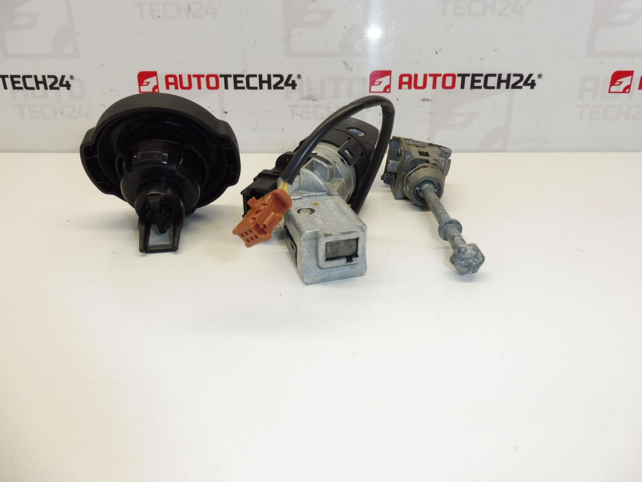 Zárszett és 1 Kulcs Citroën Peugeot 4162KF 1609233980 1606423680 - Image 2