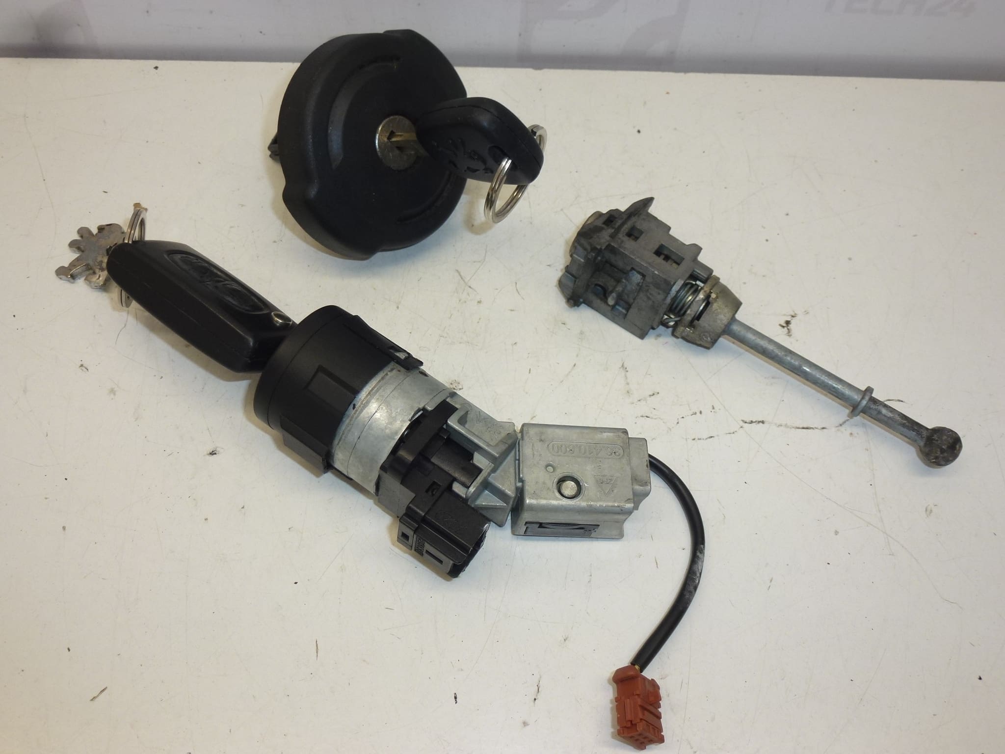 Zárkészlet és 2 kulcs Citroën/Peugeot 4162SS 4162KF 4162XT - Image 2