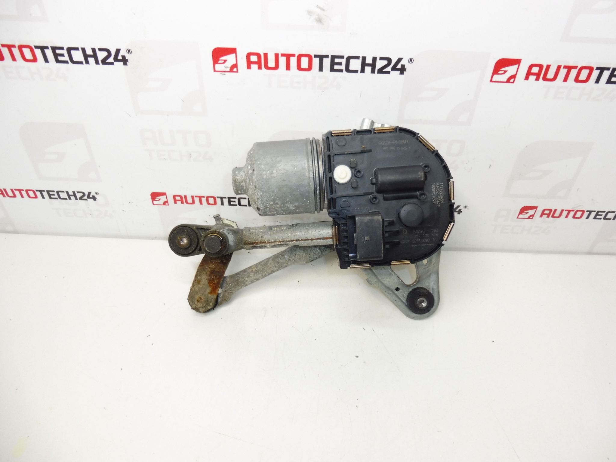Bal oldali ablaktörlő motor Peugeot 5008 9671062180 6405PZ