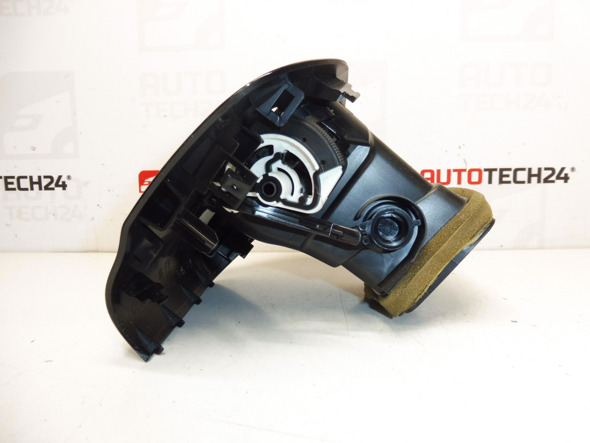 Szellőzés kimenete citroen c-elysée peugeot 301 967276577 9677253177