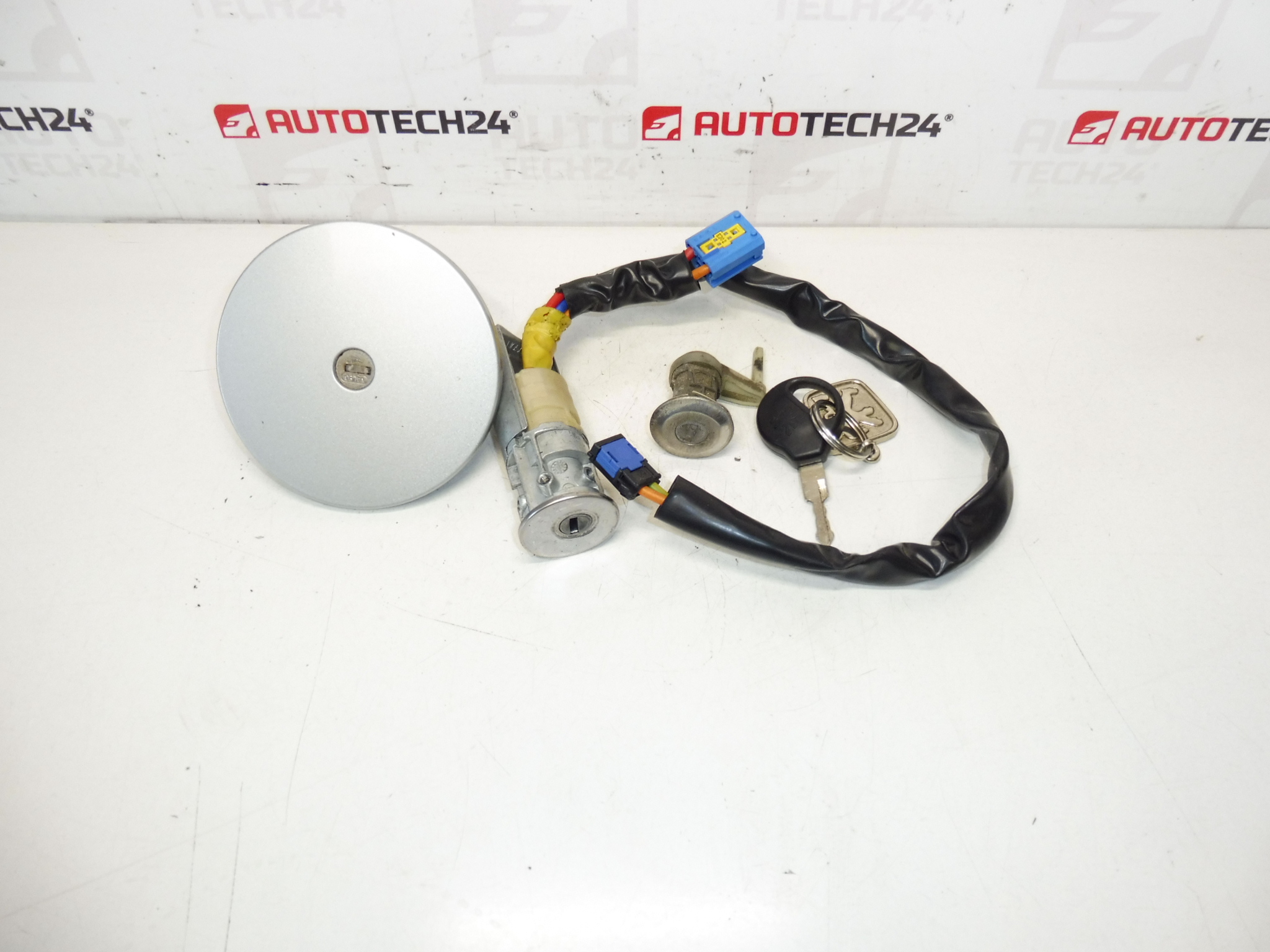 Zár Szerelvény Peugeot 206 1 Kulcs 4162EZ 4162NR