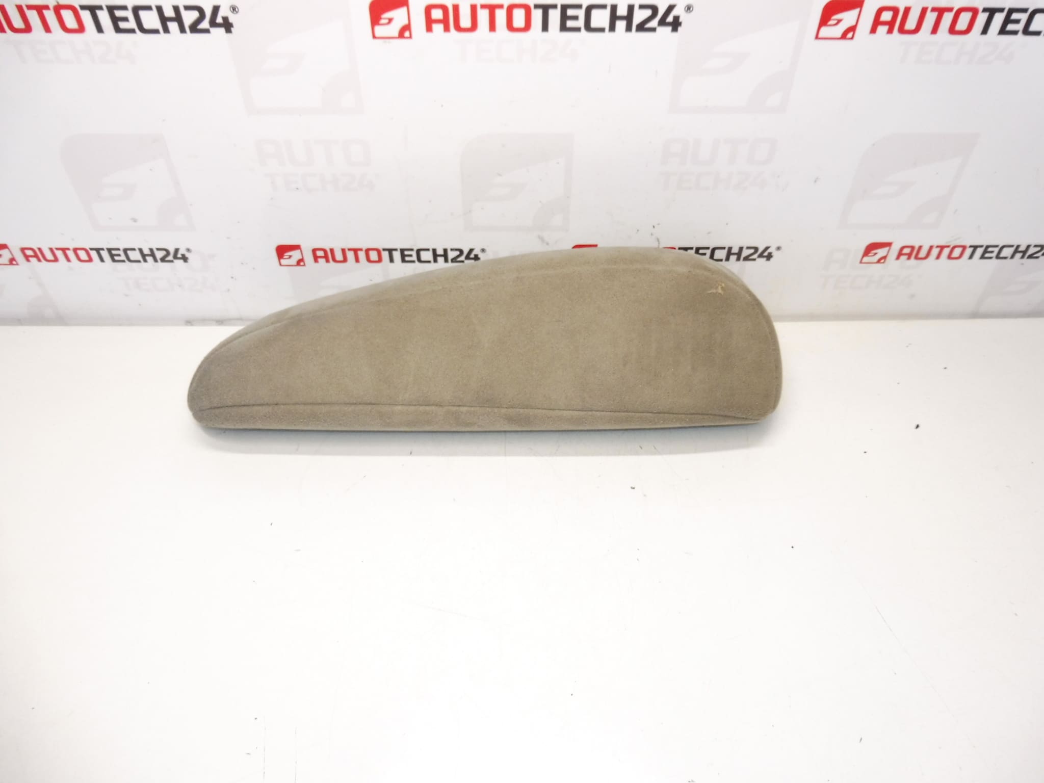 Alcantara küszöb Citroën C8 Peugeot 807 883066 sofőr