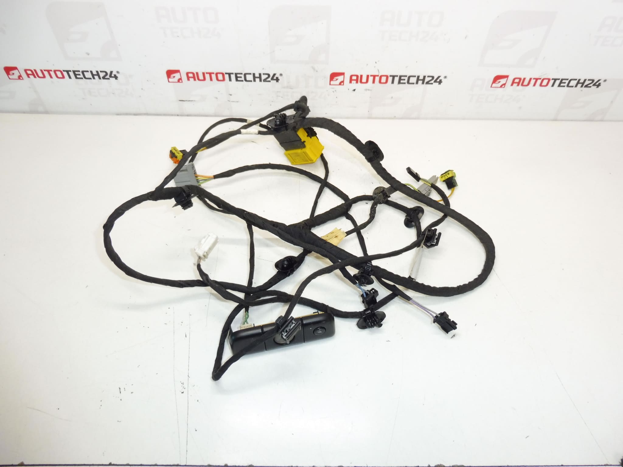 Citroen C4 Picasso Valeo 5243596 vezetőülés